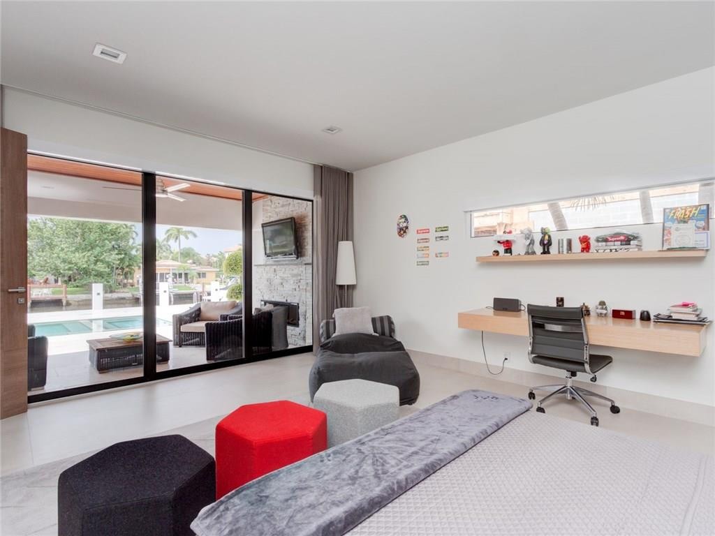 Pelican Isle 21-19 B - Residential
