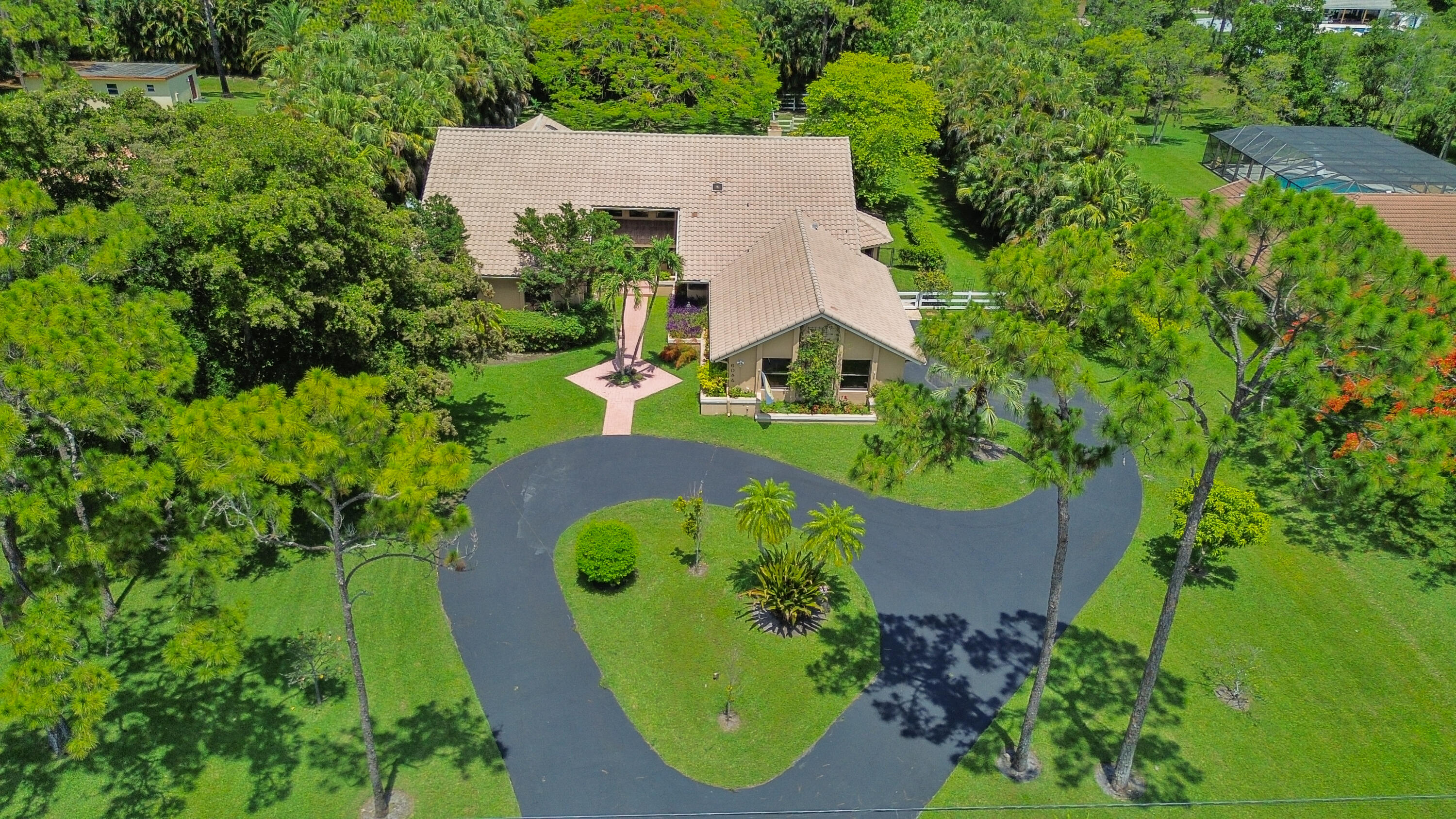 Pinetree Estates - Residential