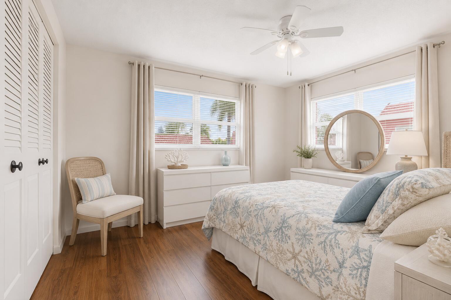 CRESTHAVEN TOWNHOMES SEC 4 CONDO - Residential