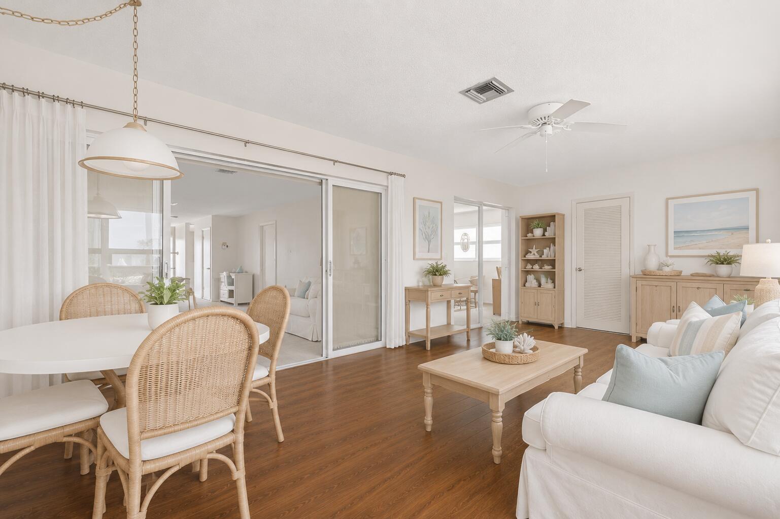 CRESTHAVEN TOWNHOMES SEC 4 CONDO - Residential