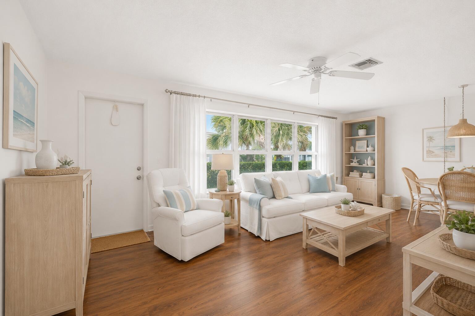 CRESTHAVEN TOWNHOMES SEC 4 CONDO - Residential