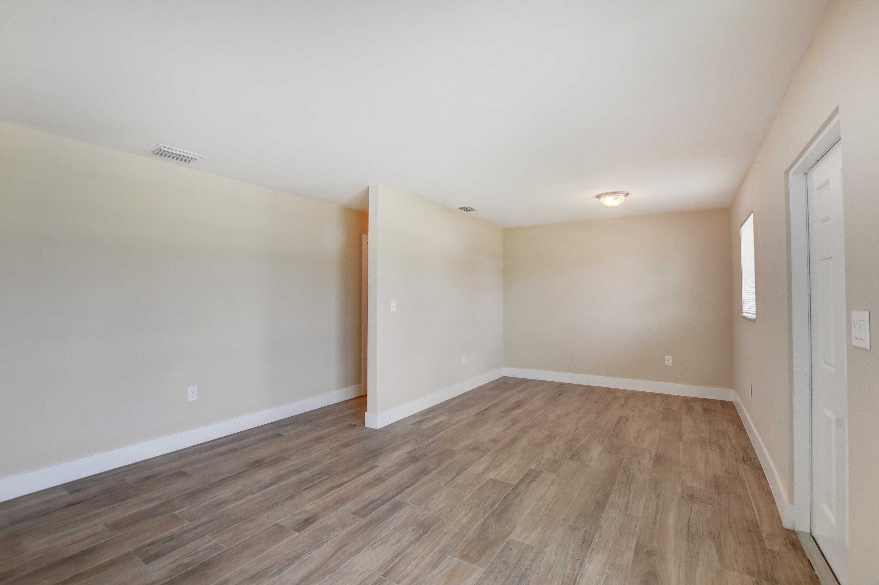 PALM BEACH SQUARE UNIT 1 - Residential Lease