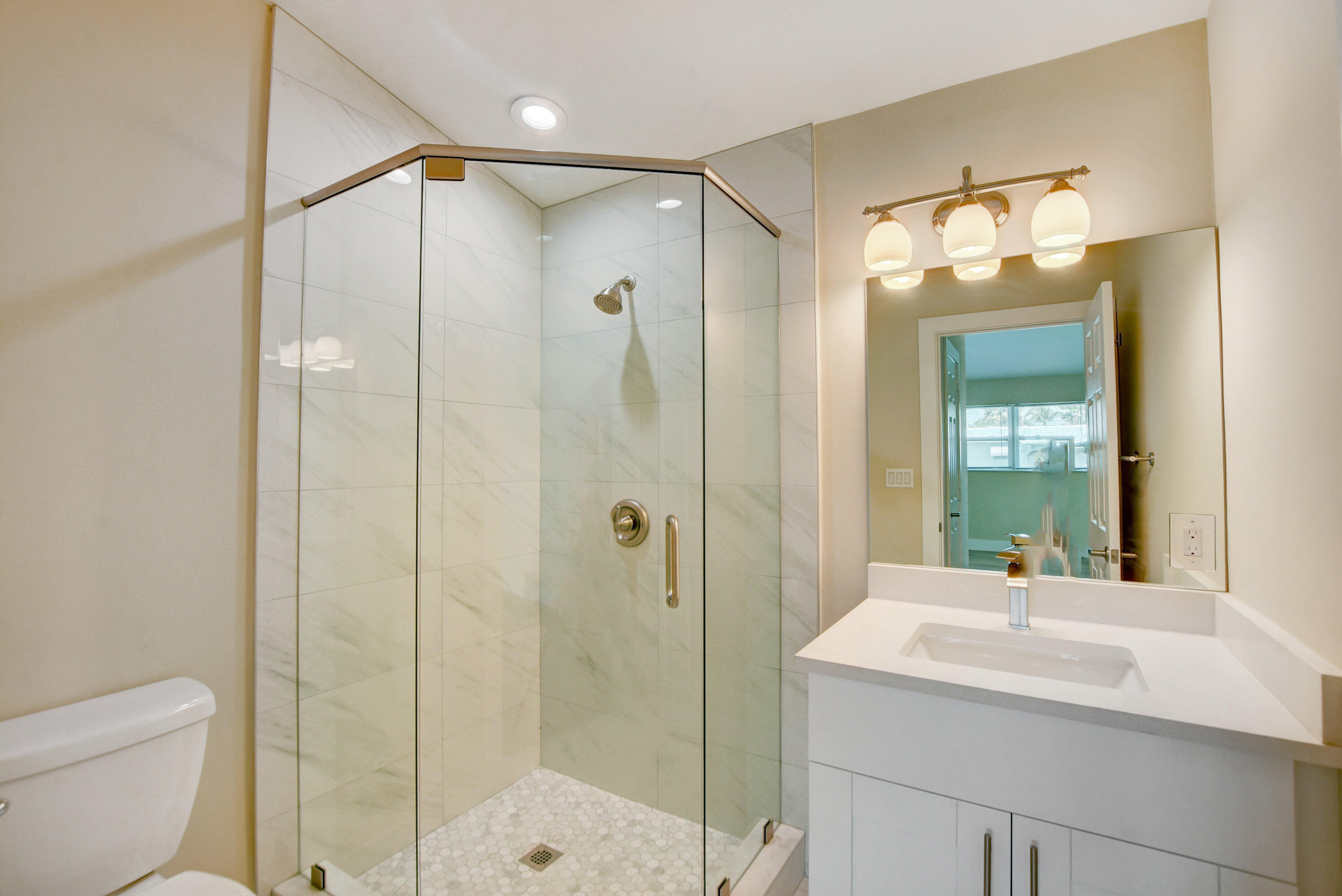 PALM BEACH SQUARE UNIT 1 - Residential Lease
