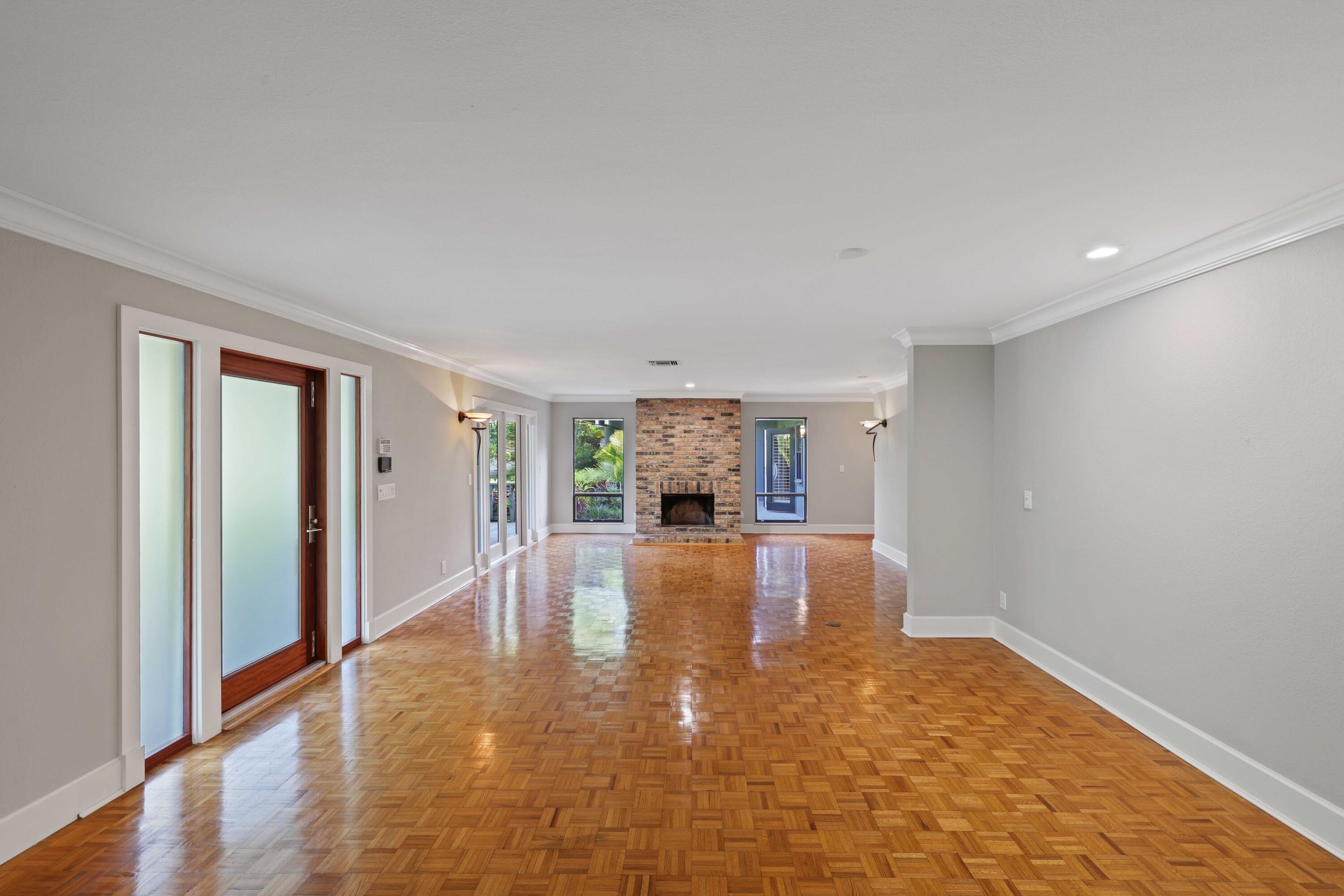 SHADOWLAWN - Residential