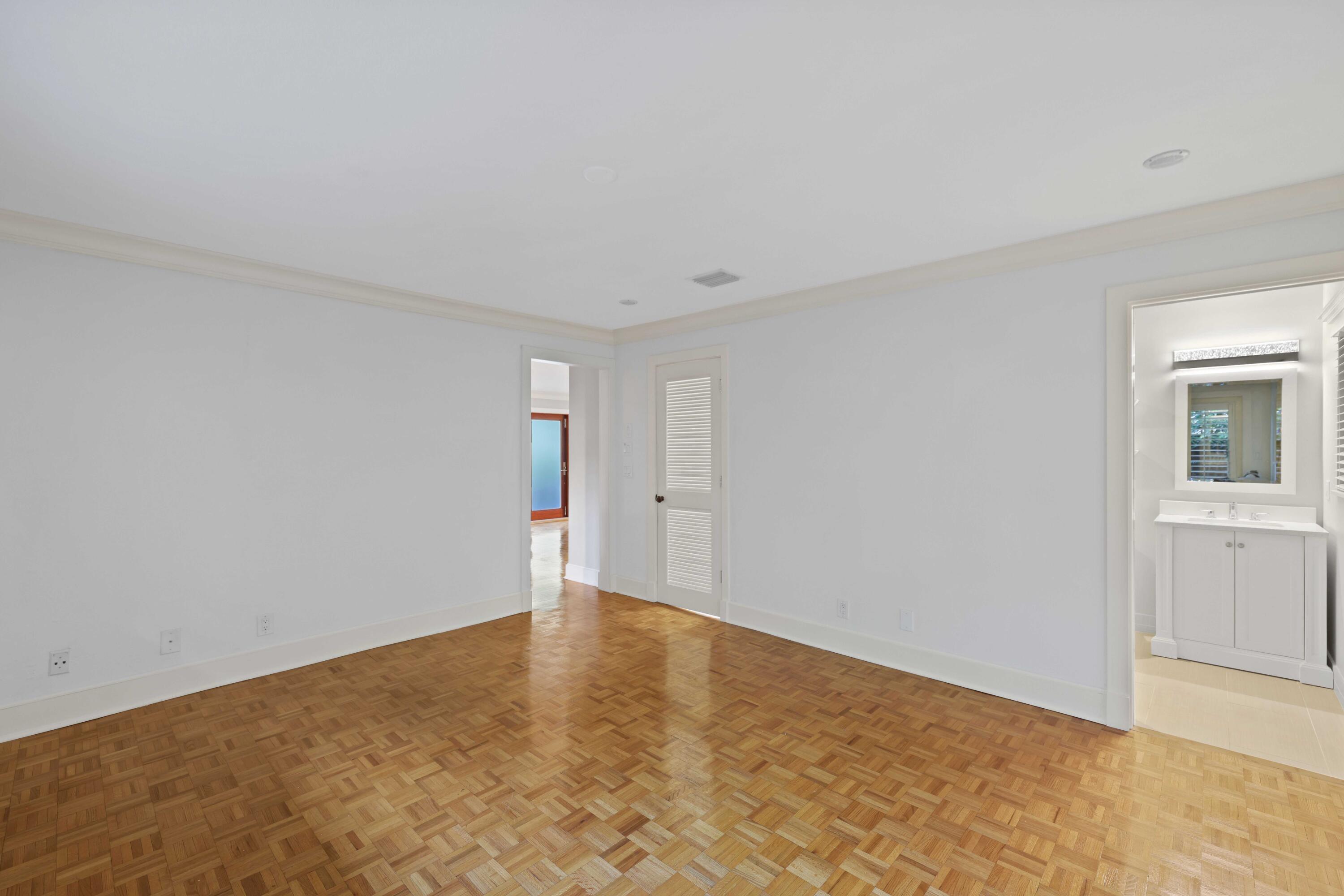 SHADOWLAWN - Residential