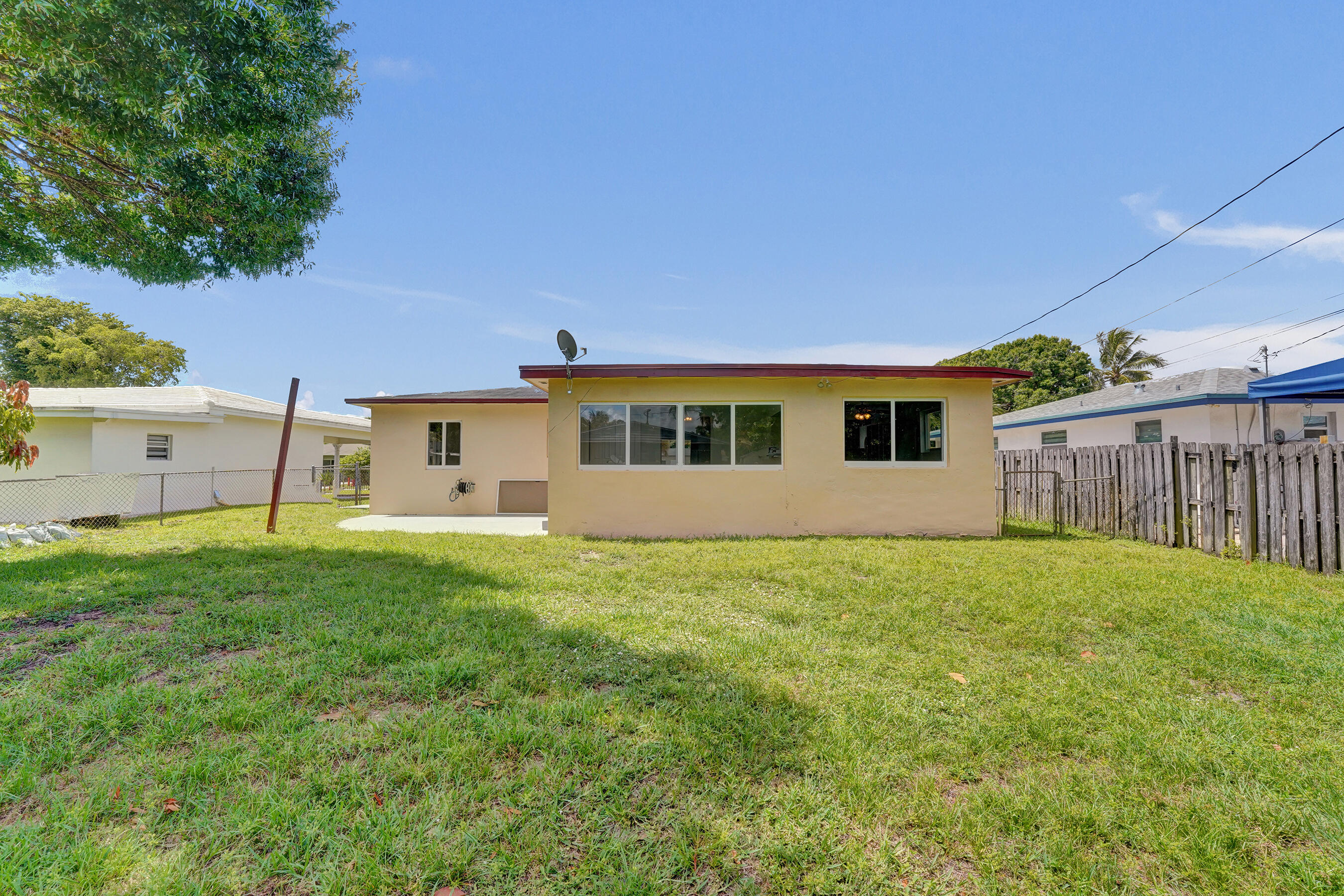 OAK GROVE - Residential