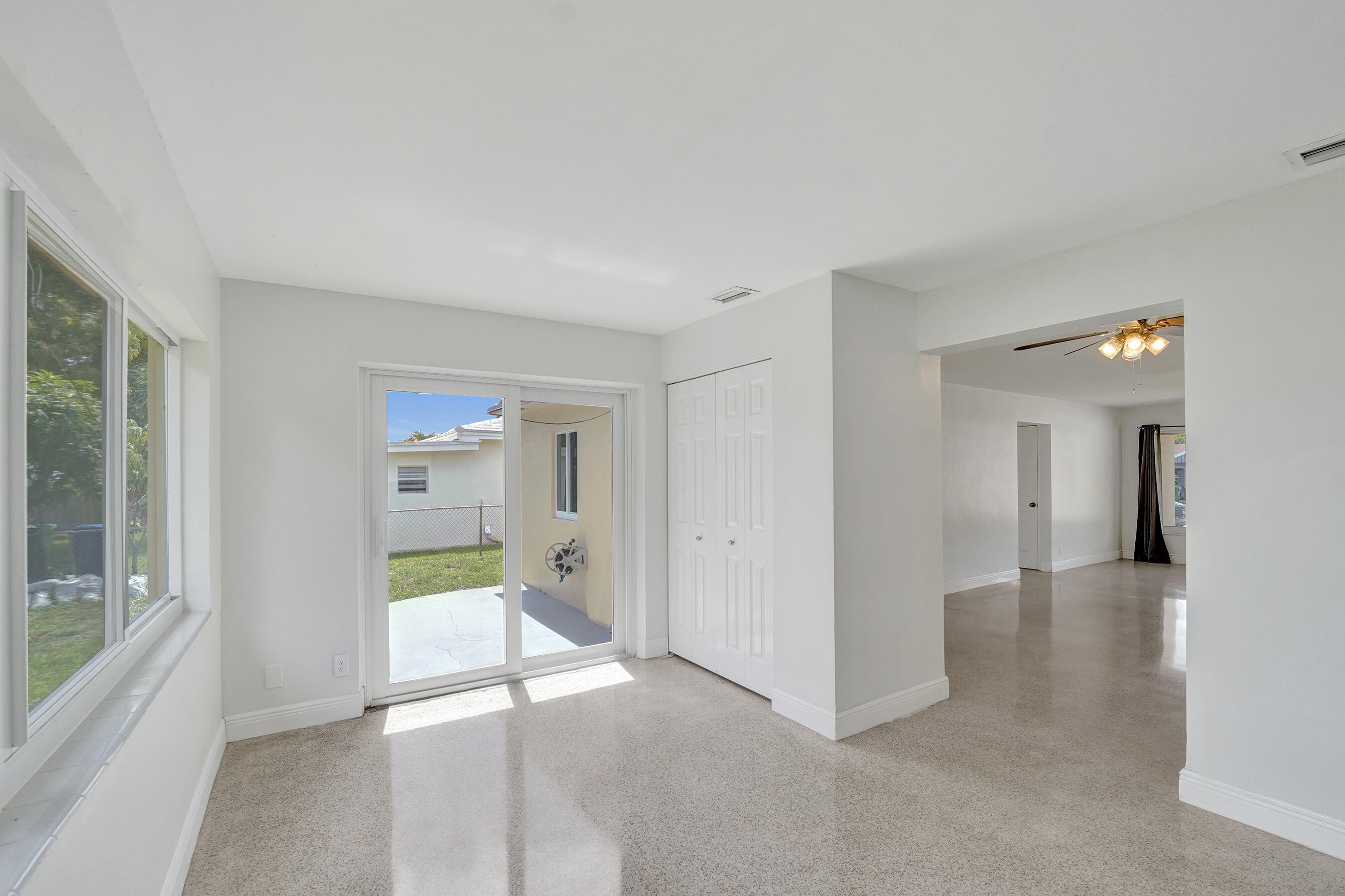OAK GROVE - Residential