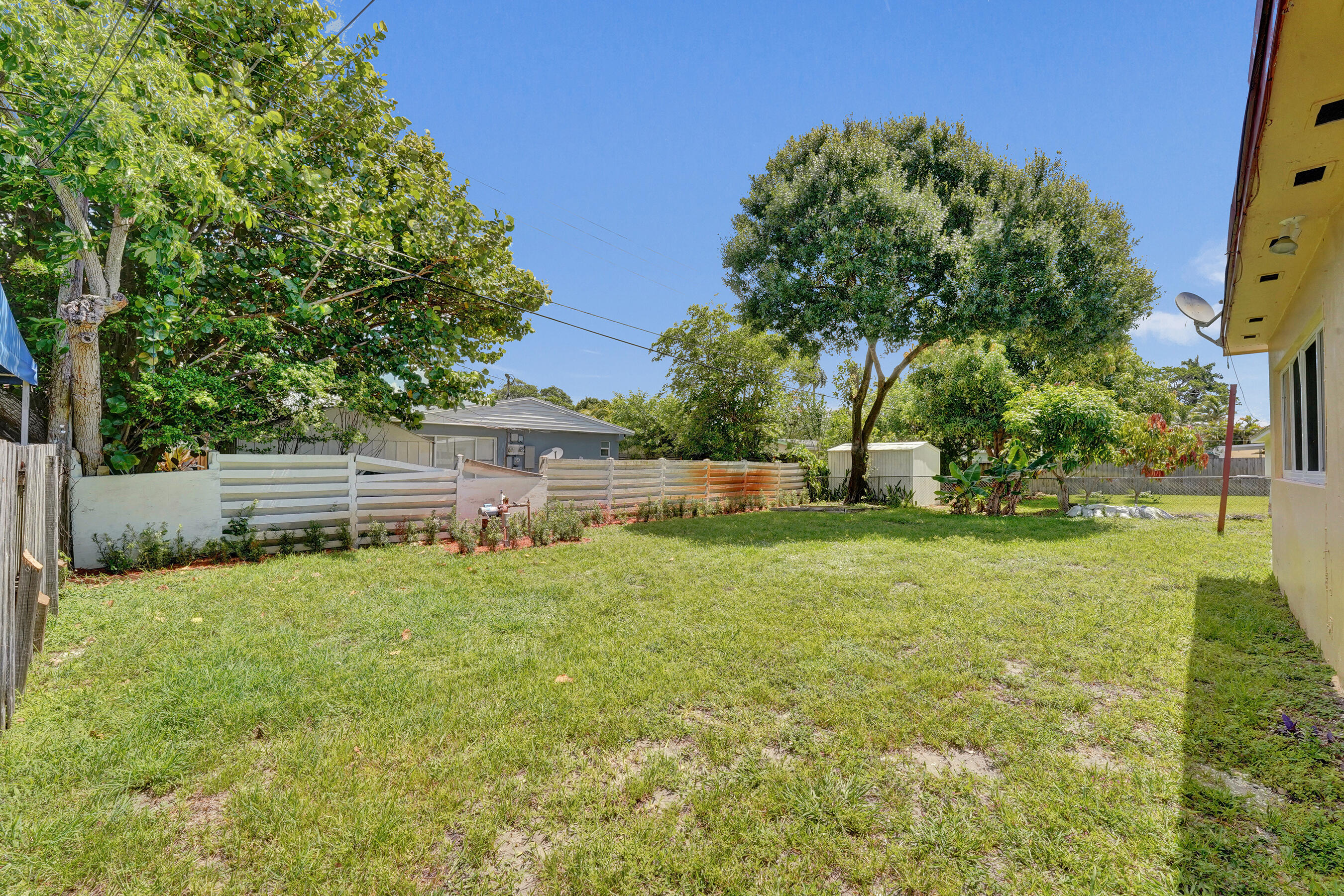 OAK GROVE - Residential