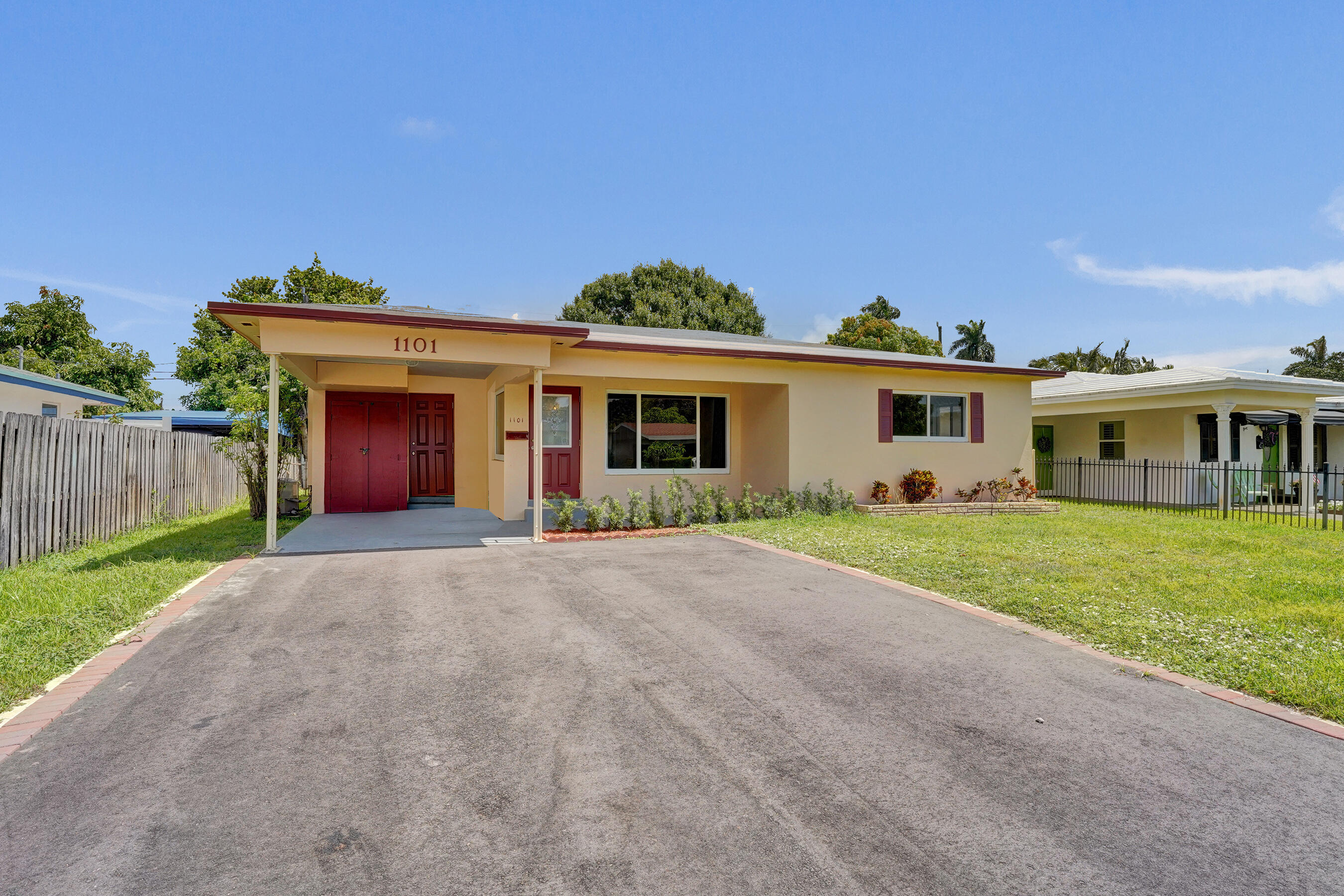 Move right into this updated residence, where all the hard work has already been done for you. The seller has completely renovated this home from top to bottom, equipped with a new refrigerator, stove, dishwasher, and garbage disposal. Fresh, stylish flooring throughout the entire home. Brand new impact windows for ultimate storm protection. This property is completely turnkey. Perfect for first-time homebuyers or anyone looking for a hassle-free, move-in-ready property!