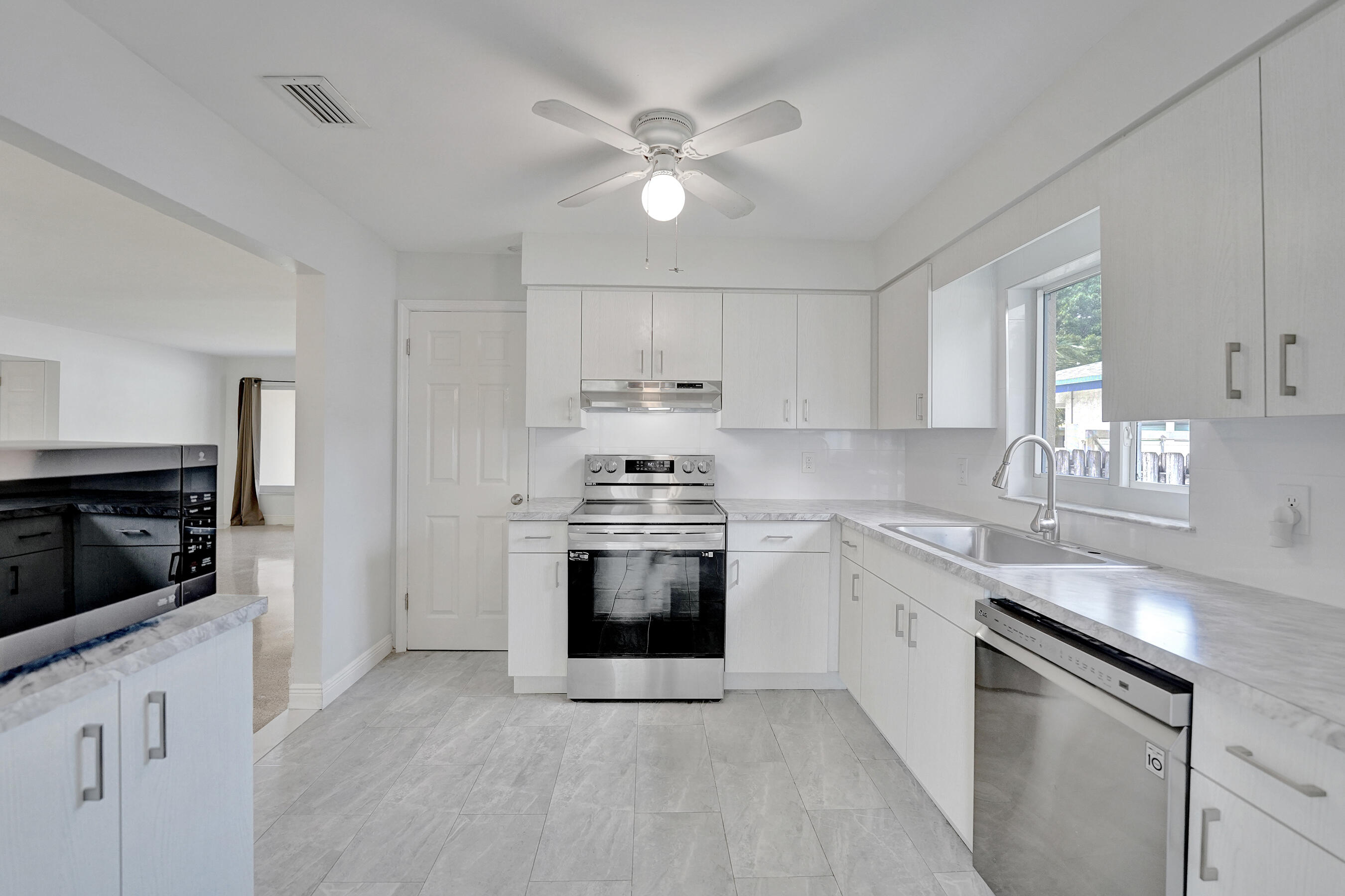 OAK GROVE - Residential
