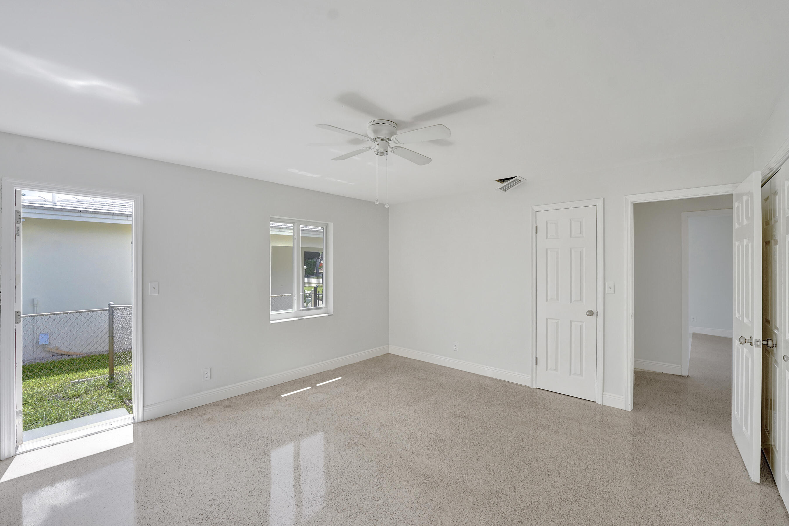 OAK GROVE - Residential