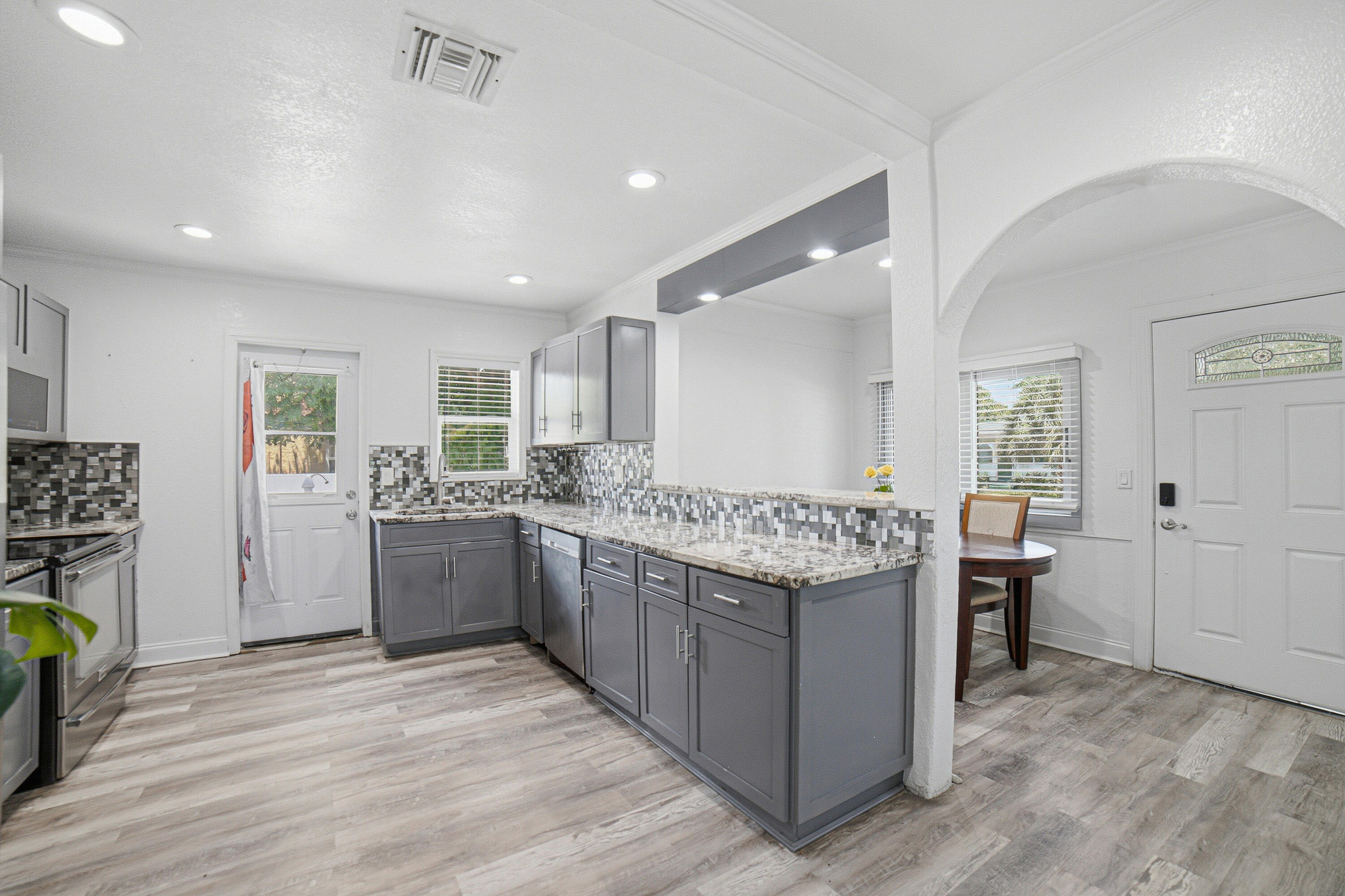 NORTH PALM BCH 1 - Residential