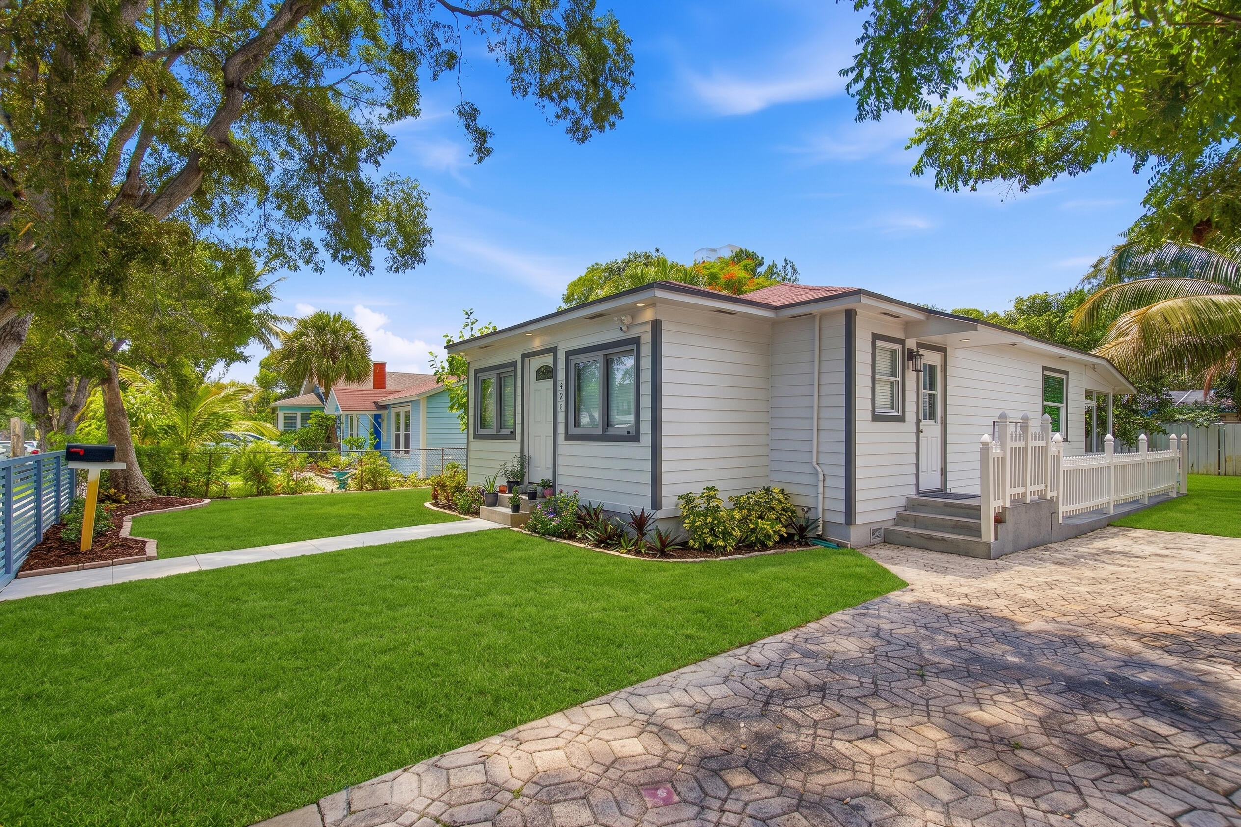 NORTH PALM BCH 1 - Residential