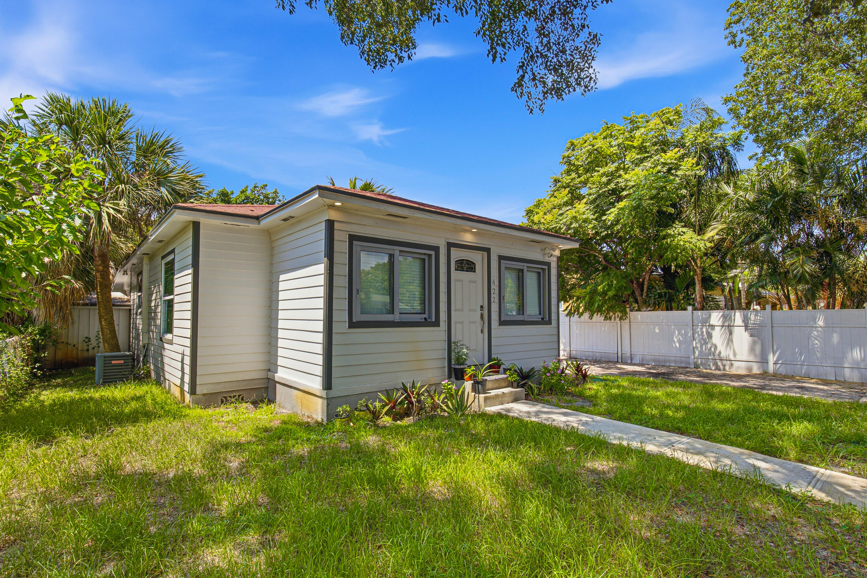NORTH PALM BCH 1 - Residential