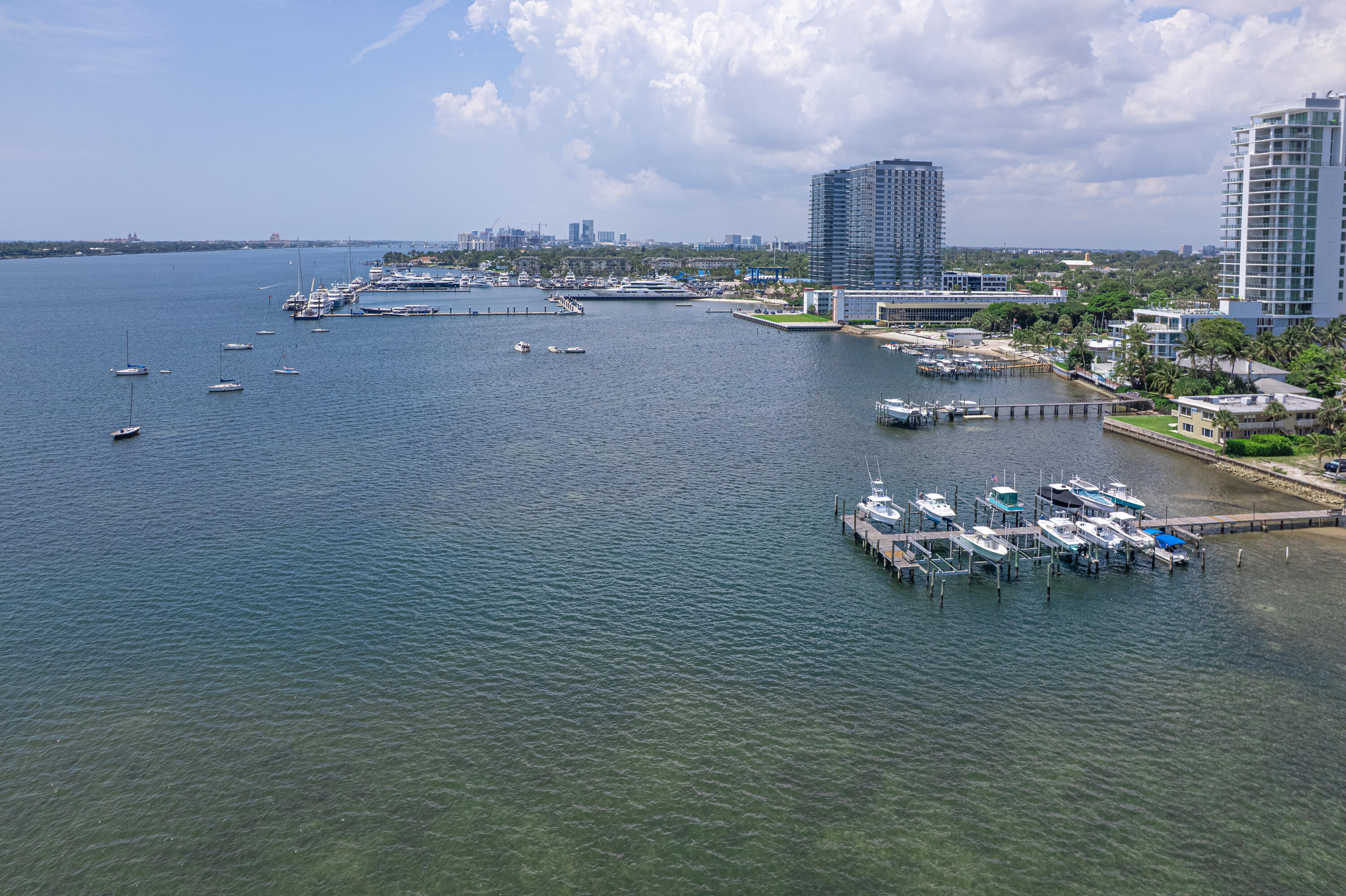 NORTH PALM BCH 1 - Residential