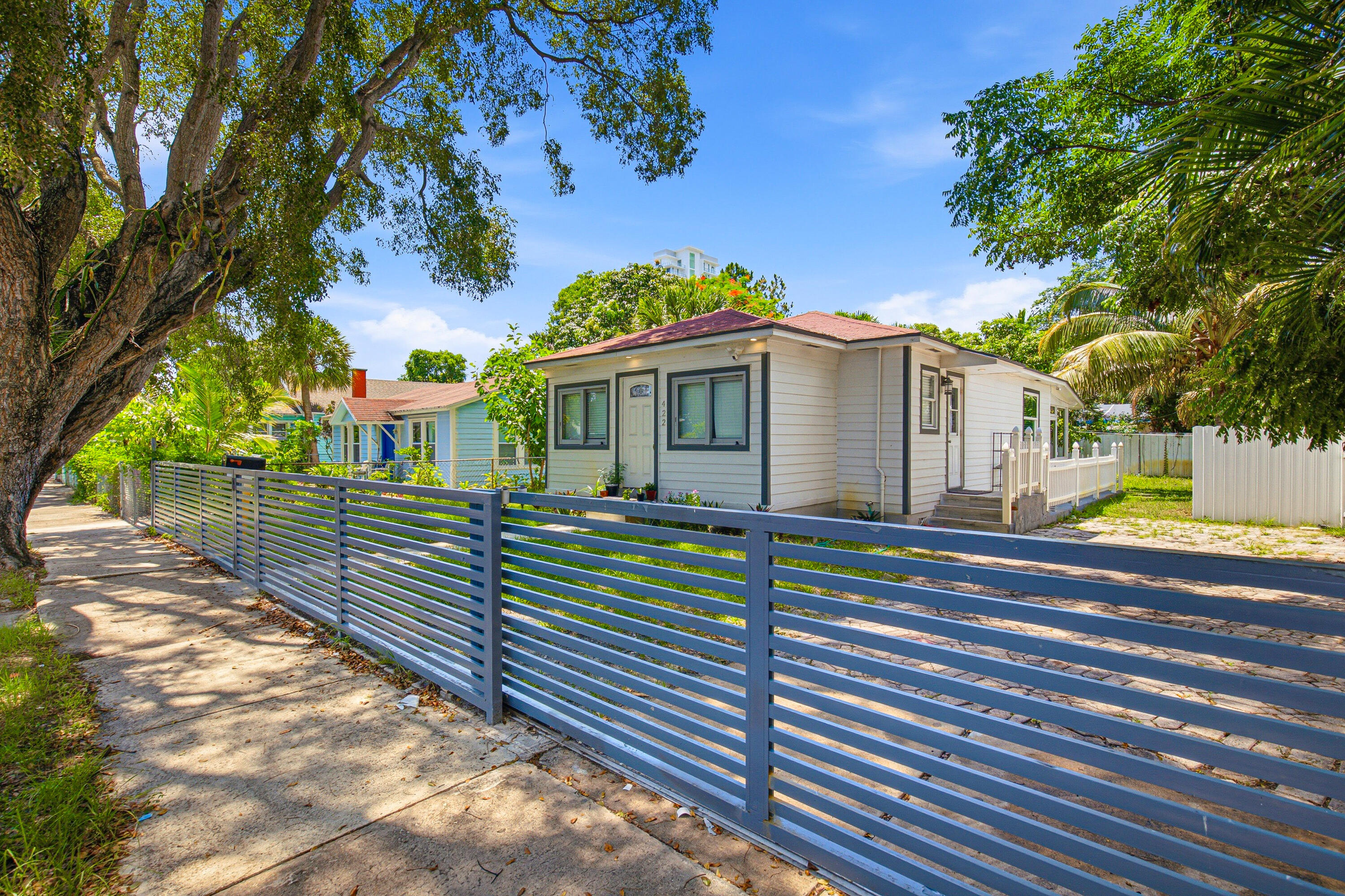 NORTH PALM BCH 1 - Residential