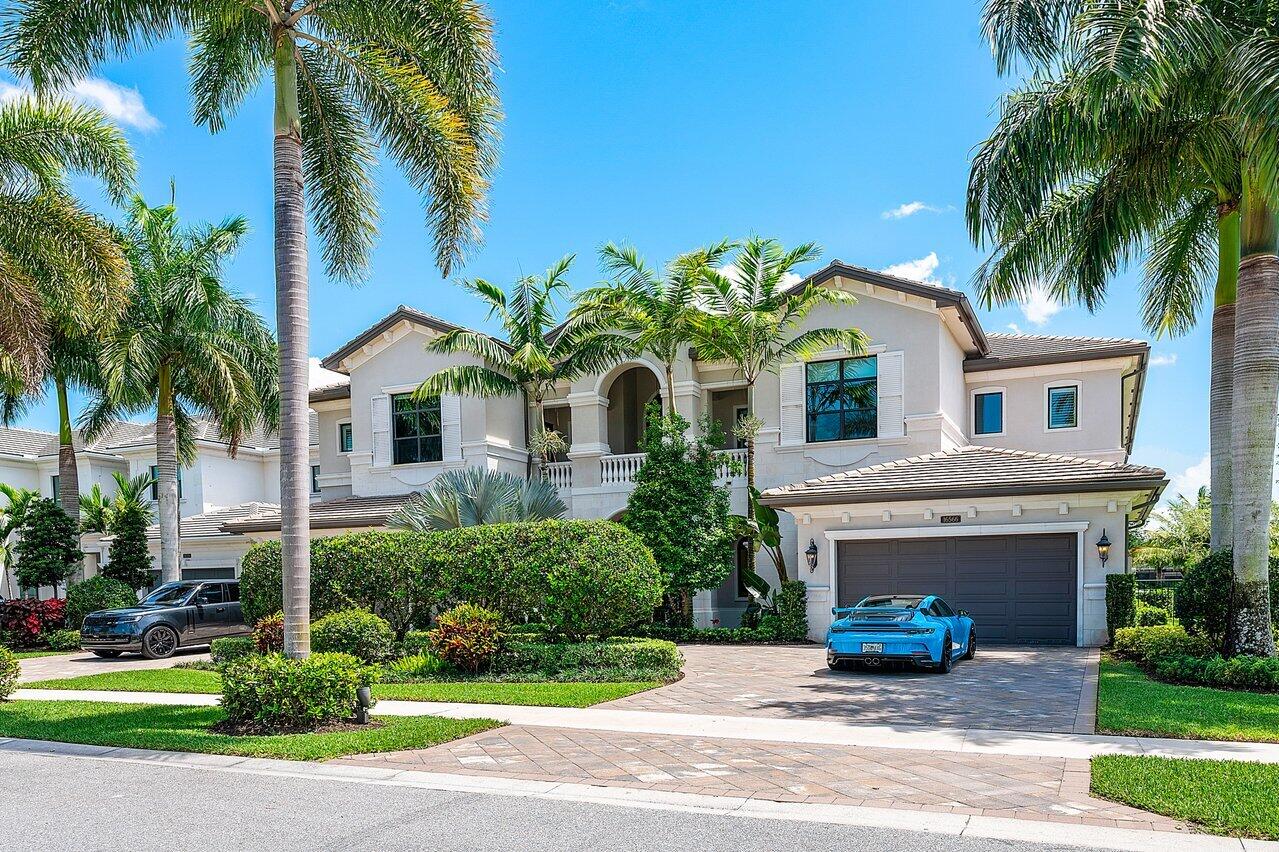 Set in the prestigious Seven Bridges Community, this 7,600 SF Palazzo is the perfect FULLY FURNISHED luxury retreat. Situated on an oversized lakefront property with a south-facing backyard, this coveted residence was thoughtfully designed and furnished by Decorator's Unlimited presenting a striking luxurious interior coupled with classic elegance that transcends the test of time. Elegant details throughout include custom millwork and ceilings, built in custom cabinetry and bar, marble fireplace and beautiful window treatments. The backyard oasis hosts a resort-style pool, spa and summer kitchen. Luxury living is redefined at Seven Bridges where residents have access to world class amenities, including a gourmet restaurant, 3 pools, elite tennis program with 13 courts and fitness program.