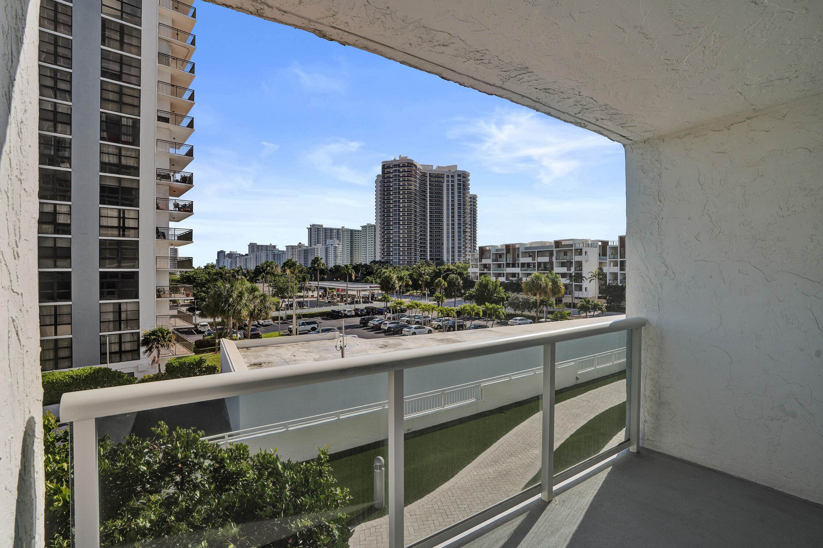 BERKLEY SOUTH - Residential