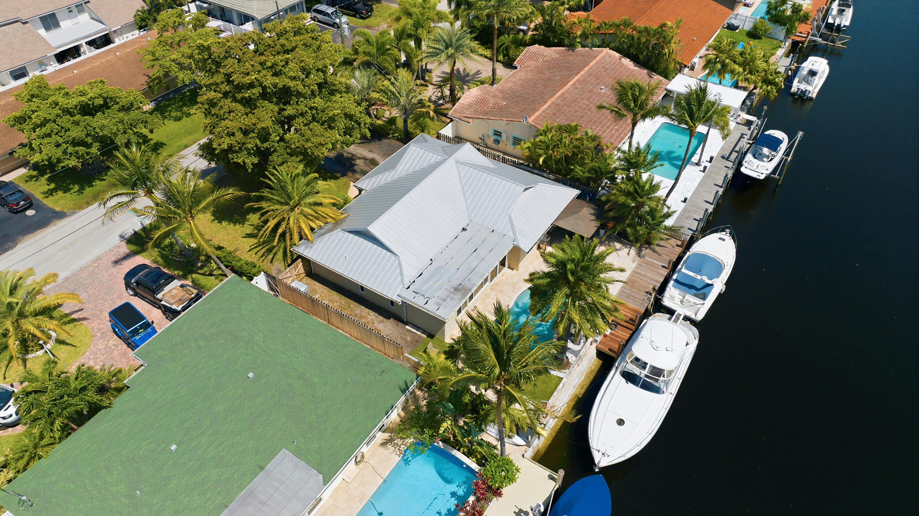 SNUG HARBOR SEC THREE - Residential