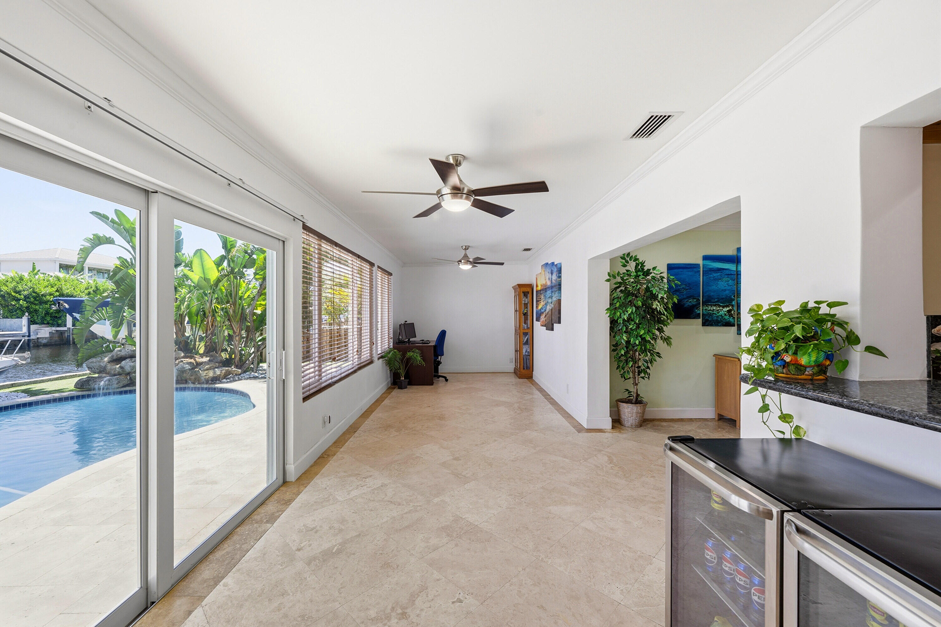 SNUG HARBOR SEC THREE - Residential