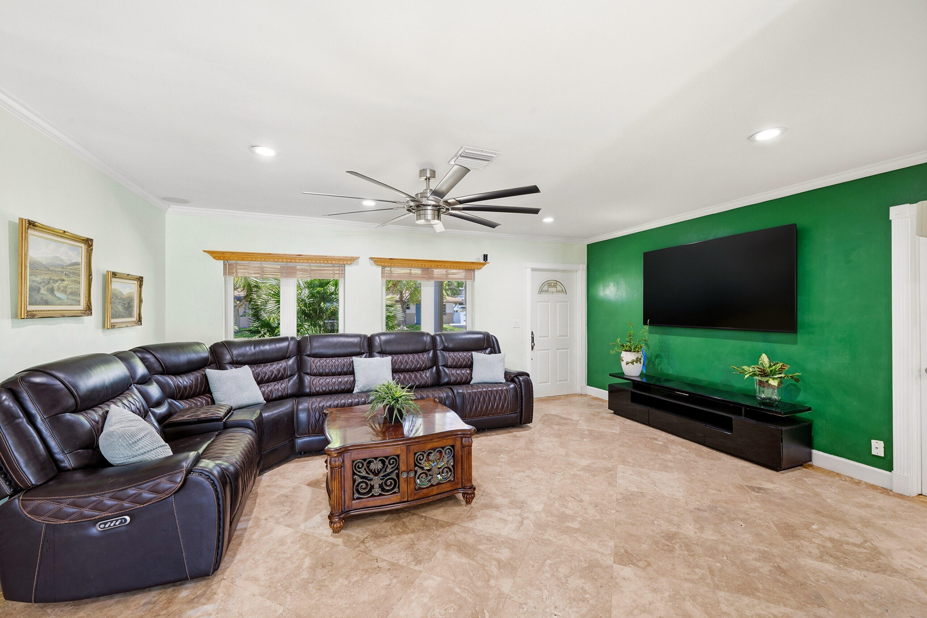 SNUG HARBOR SEC THREE - Residential