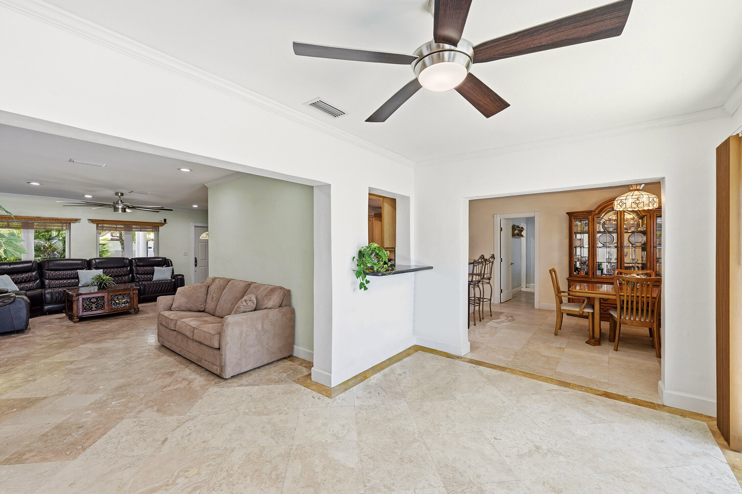 SNUG HARBOR SEC THREE - Residential