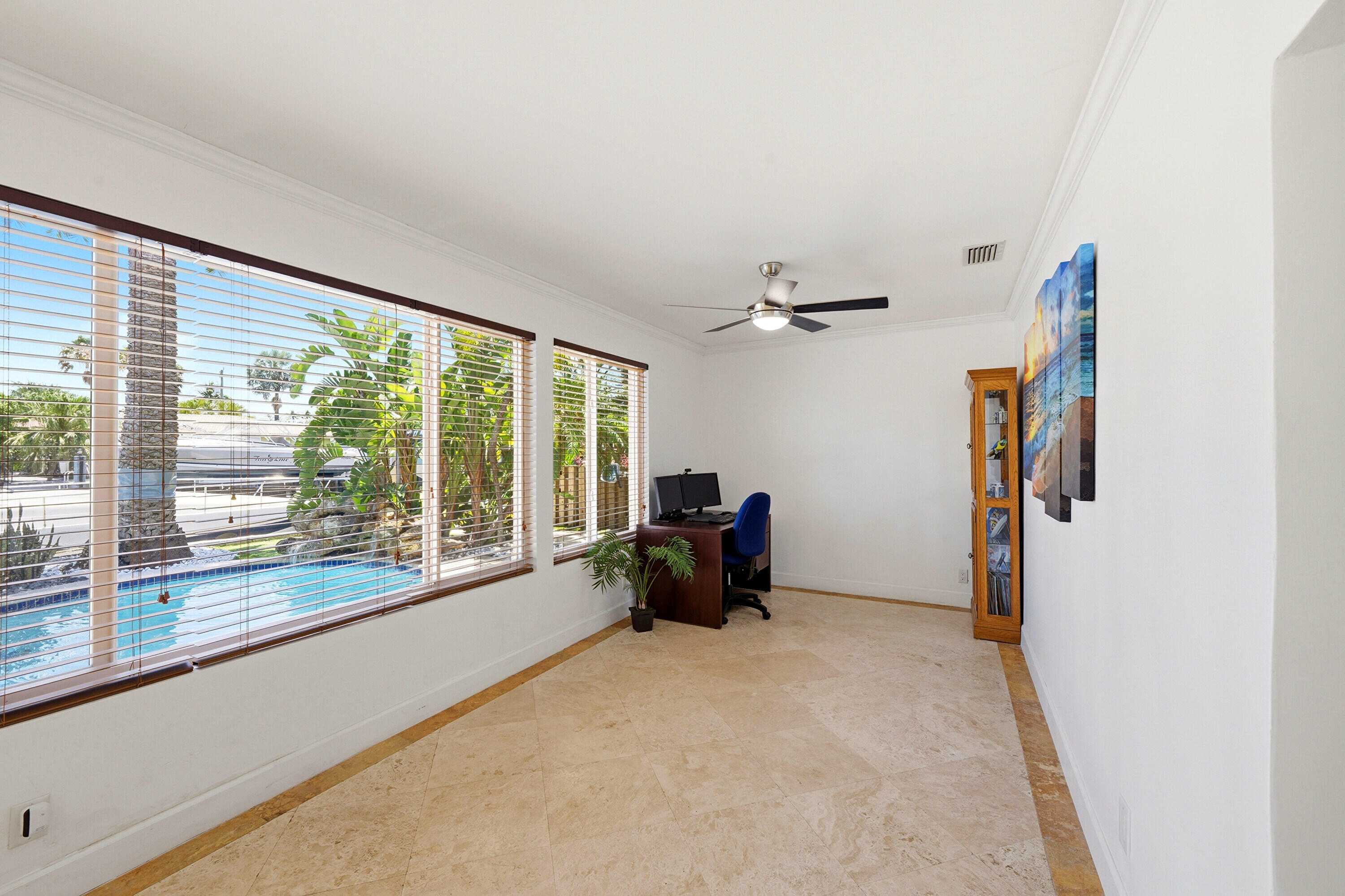 SNUG HARBOR SEC THREE - Residential