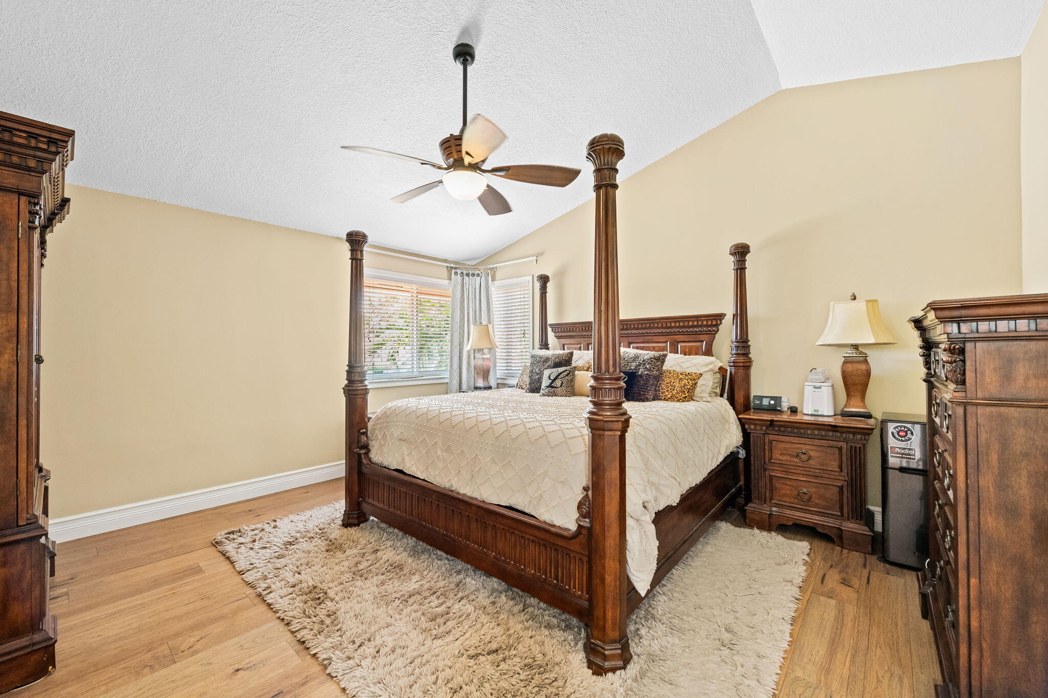 COUNTRYS POINT - Residential