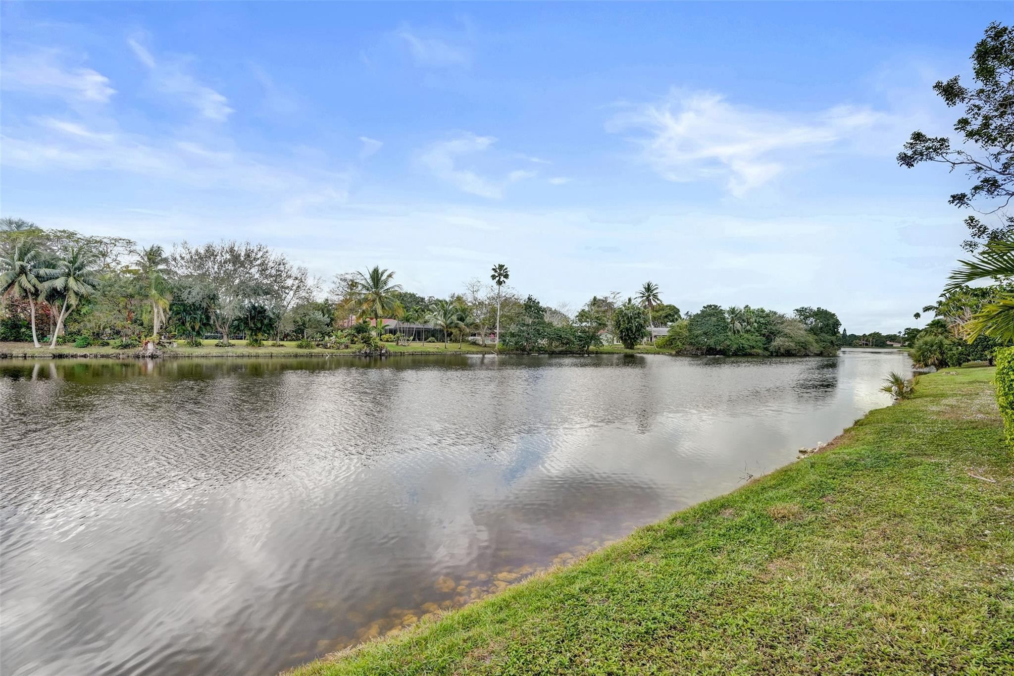 Oakwood 80-39 B - Residential