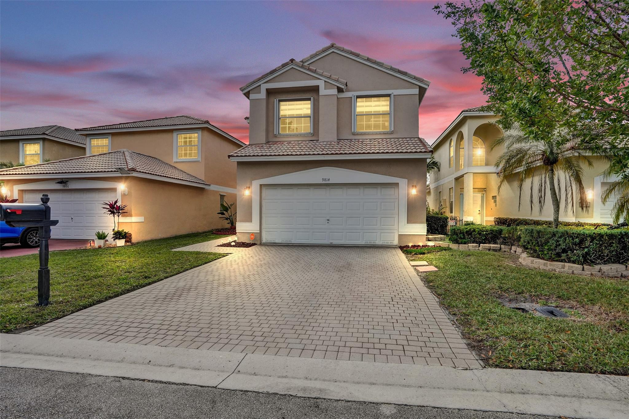 Oakwood 80-39 B - Residential