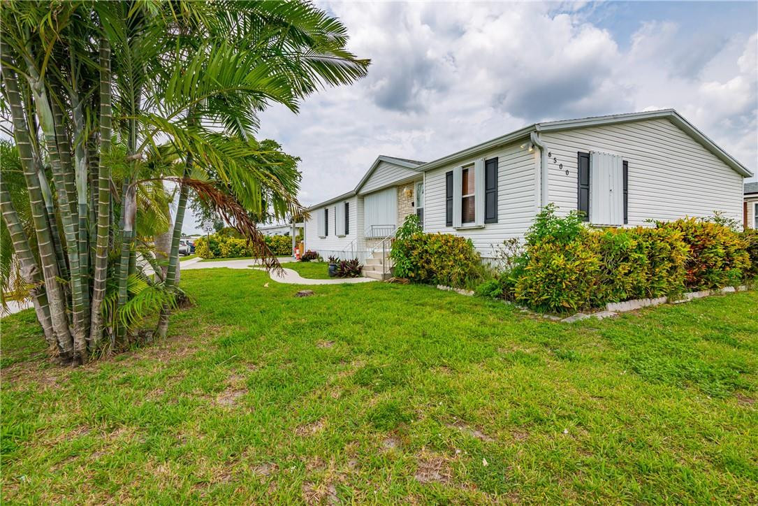 SANDALFOOT COVE - Residential