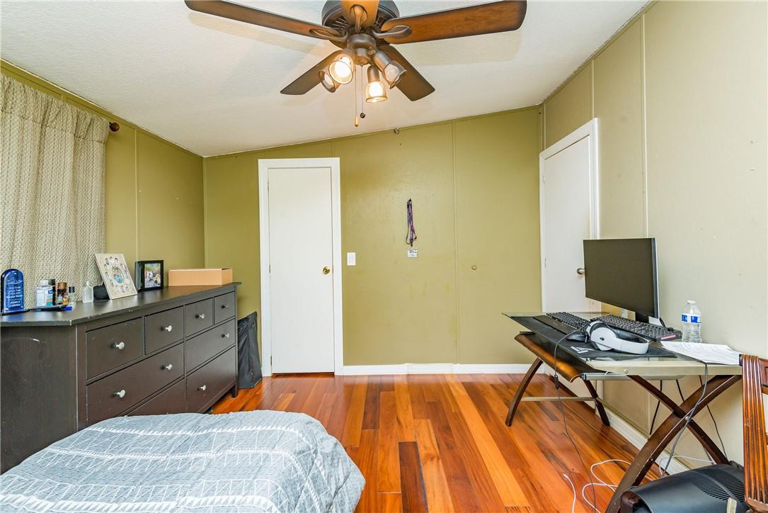 SANDALFOOT COVE - Residential