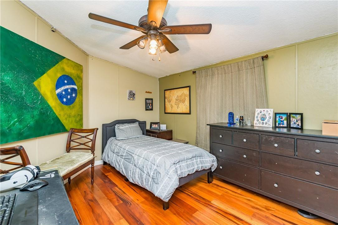 SANDALFOOT COVE - Residential