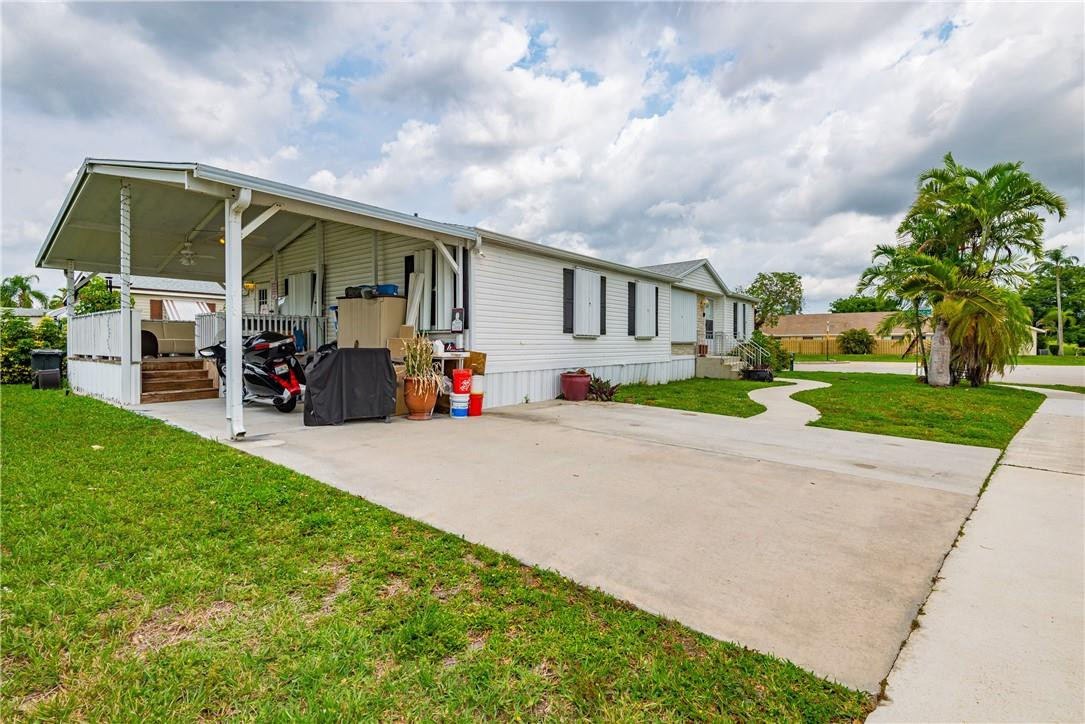 SANDALFOOT COVE - Residential