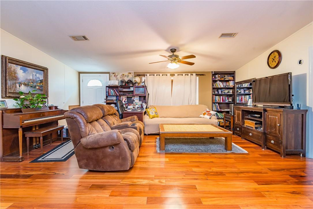 SANDALFOOT COVE - Residential