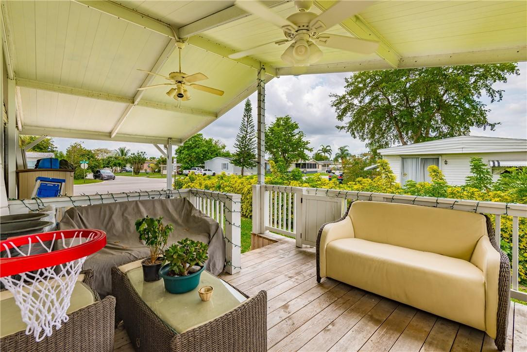 SANDALFOOT COVE - Residential