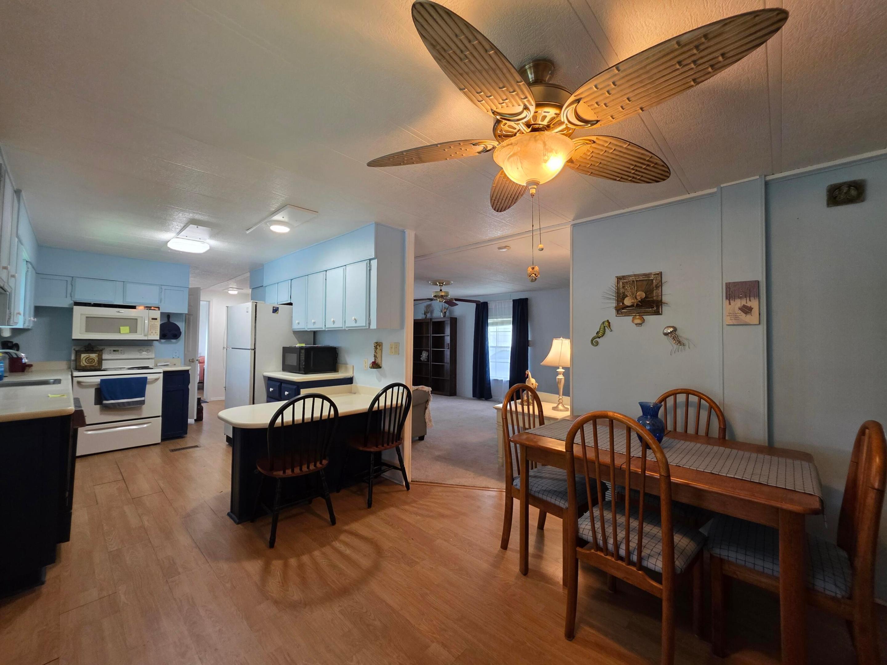 Spanish Lakes Riverfront - Residential