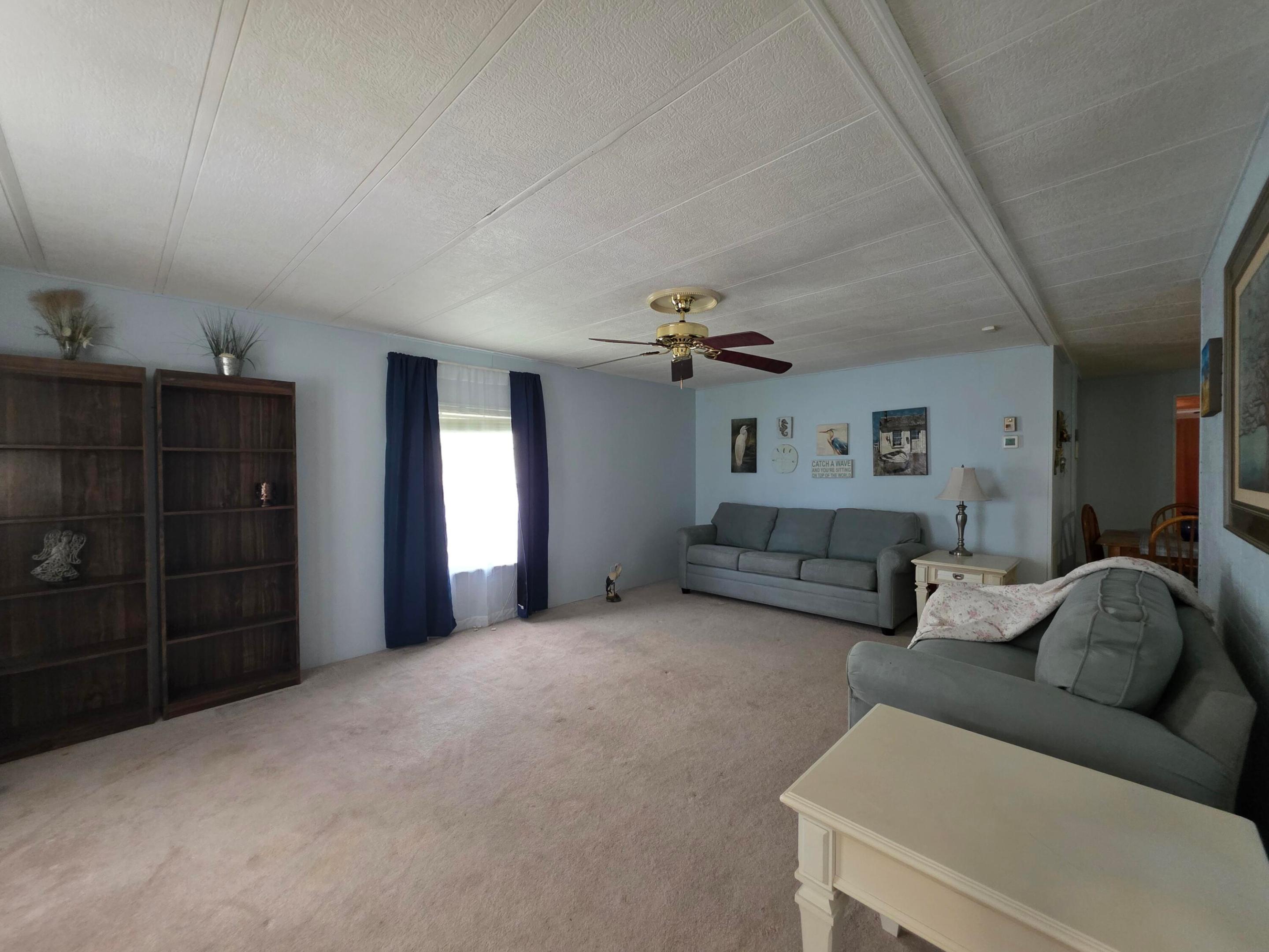 Spanish Lakes Riverfront - Residential