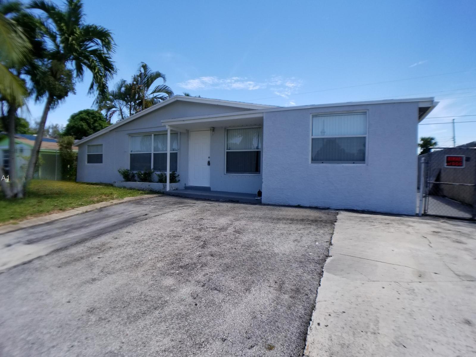 Centrally located 3 bedroom 2 full bath single family home ready for a new tenant. Home has an additional area that can be an office, TV room or for whatever meets your needs. Large back yard is fully fenced. It is a short drive to the outlet, groceries, major roads. Also a short drive to the beaches and entertainment venues.