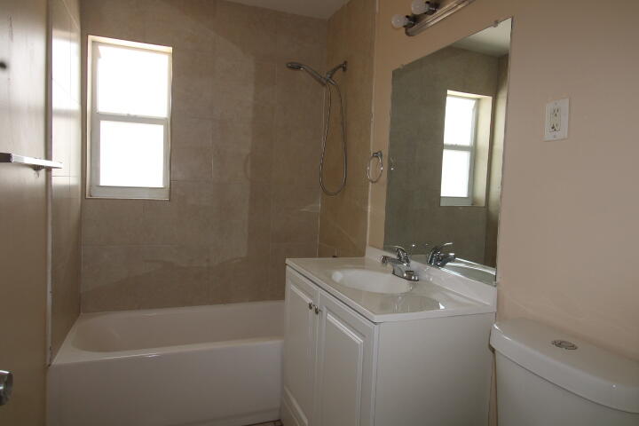 FEDERAL GARDENS 1 - Residential Lease