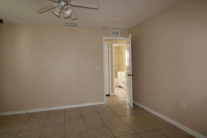 FEDERAL GARDENS 1 - Residential Lease