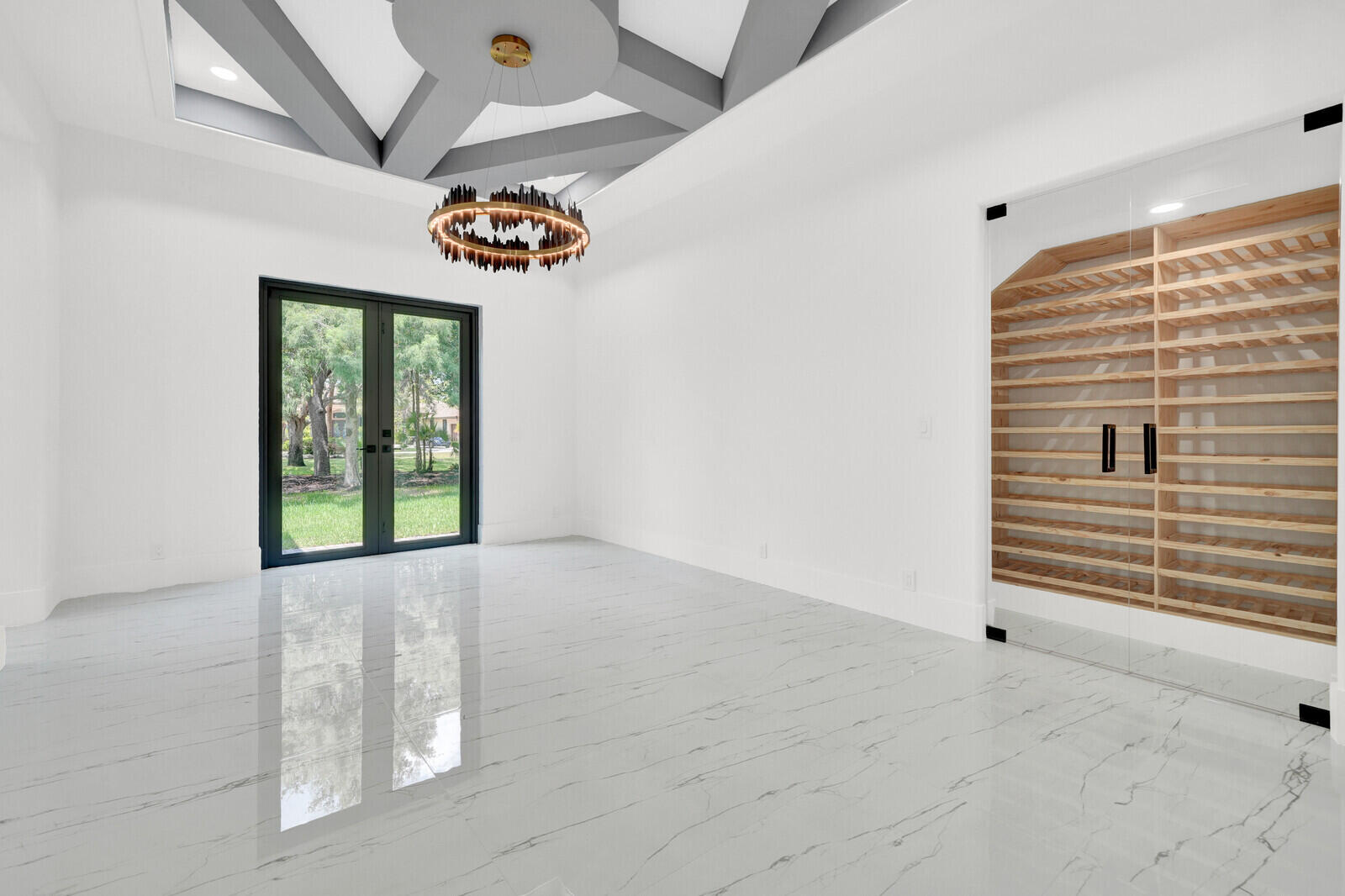 TALL PINES - Residential