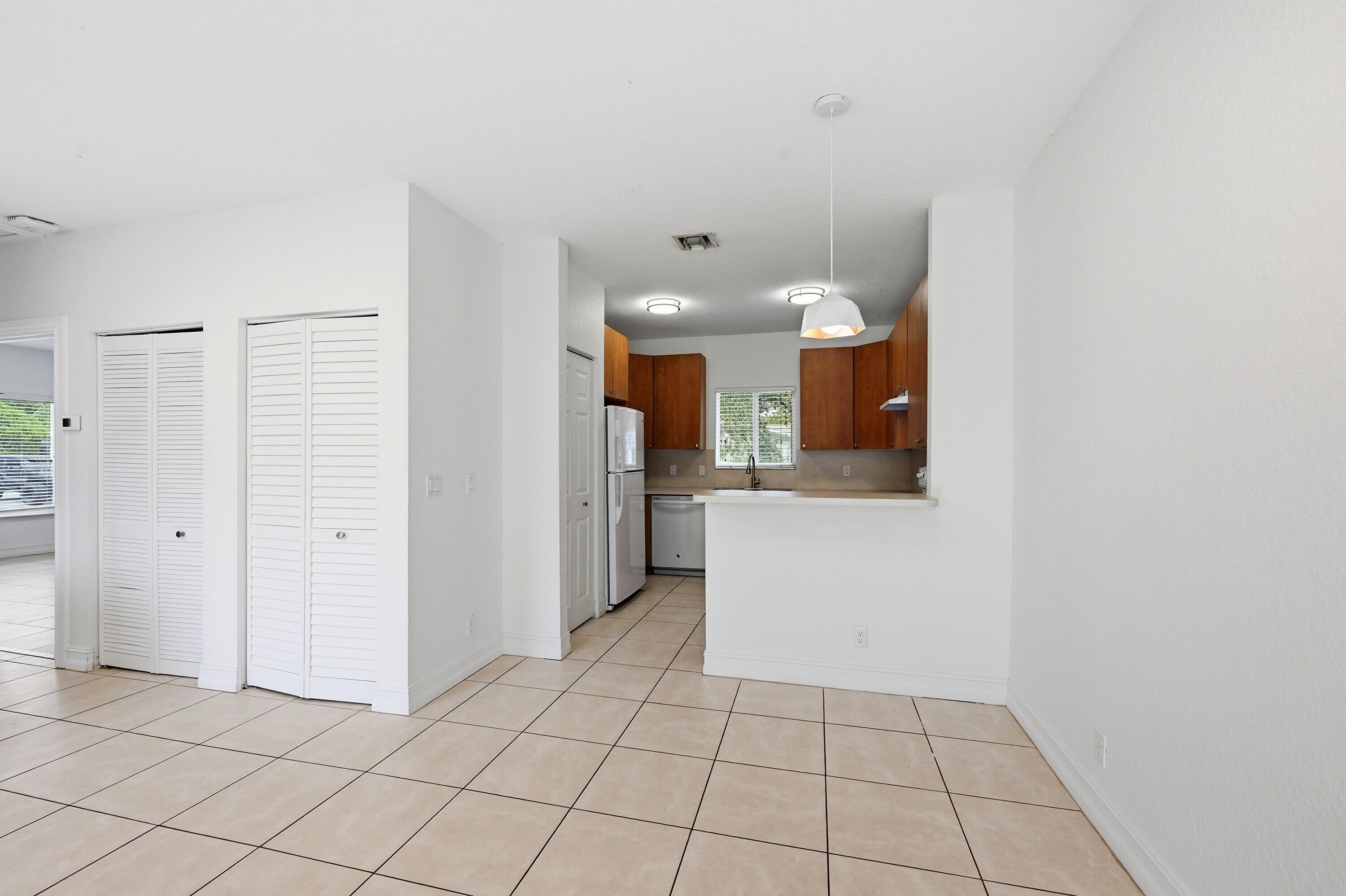 PINE CREST AMENDED PLAT - Residential Lease
