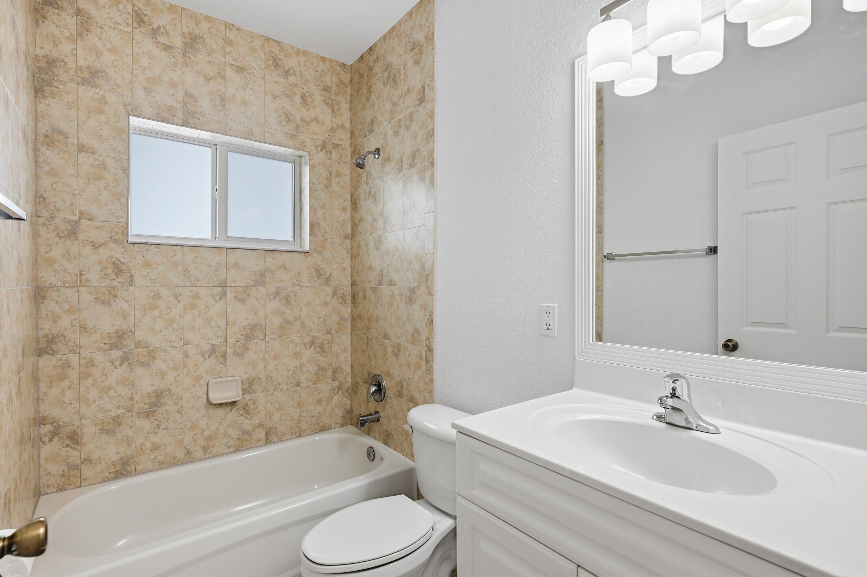 PINE CREST AMENDED PLAT - Residential Lease