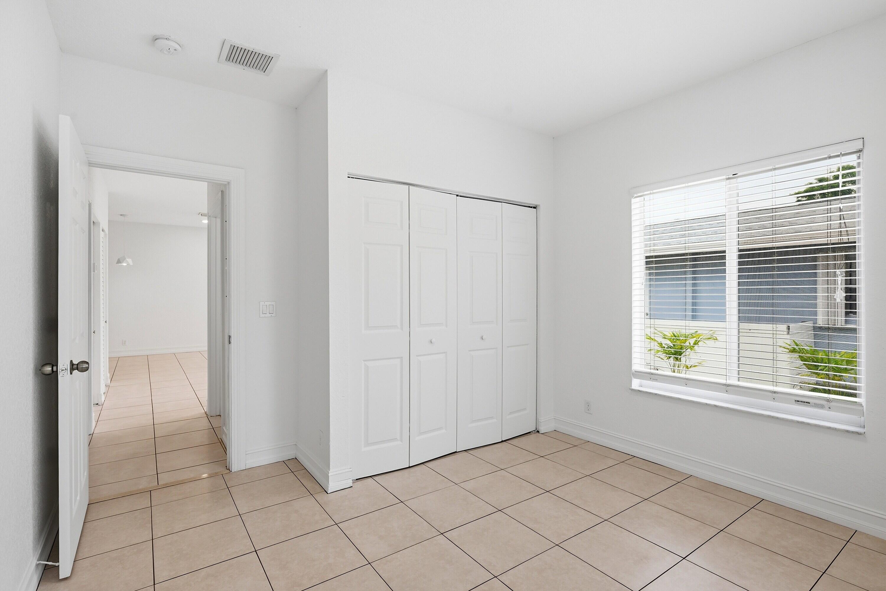 PINE CREST AMENDED PLAT - Residential Lease