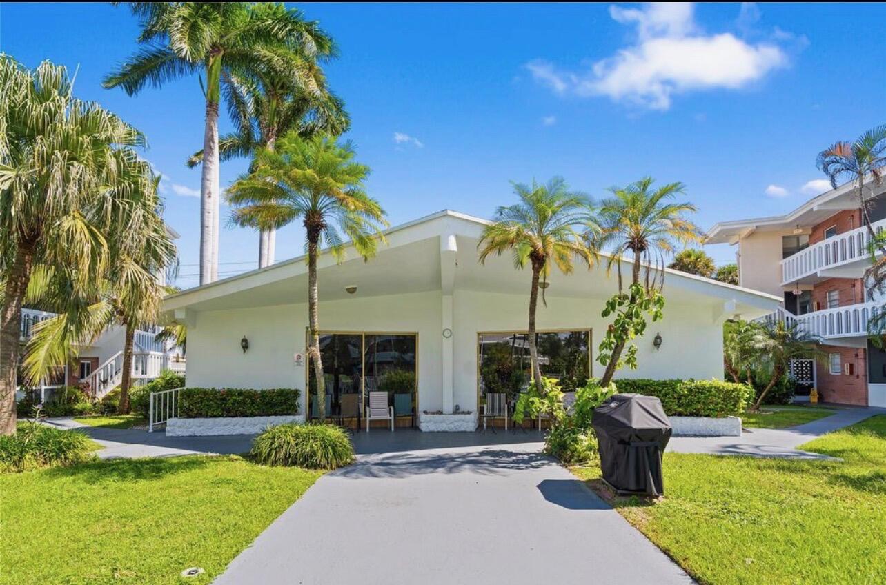 ELDORADO COUNTRY CLUB TOWERS - Residential