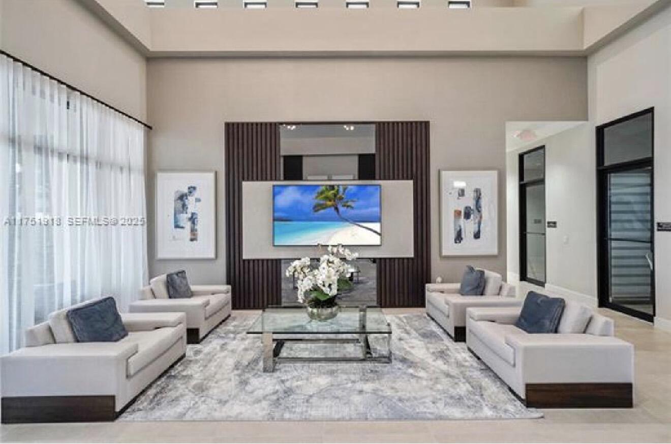 TUSCAN ISLES - Residential
