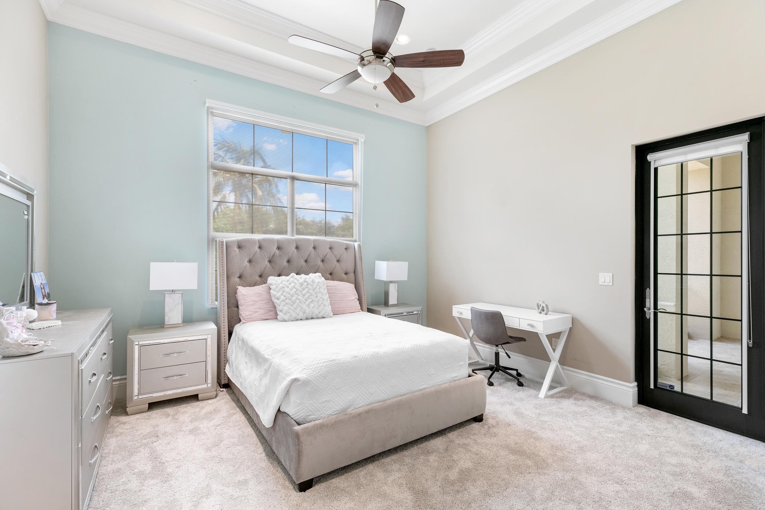 Oaks - Residential