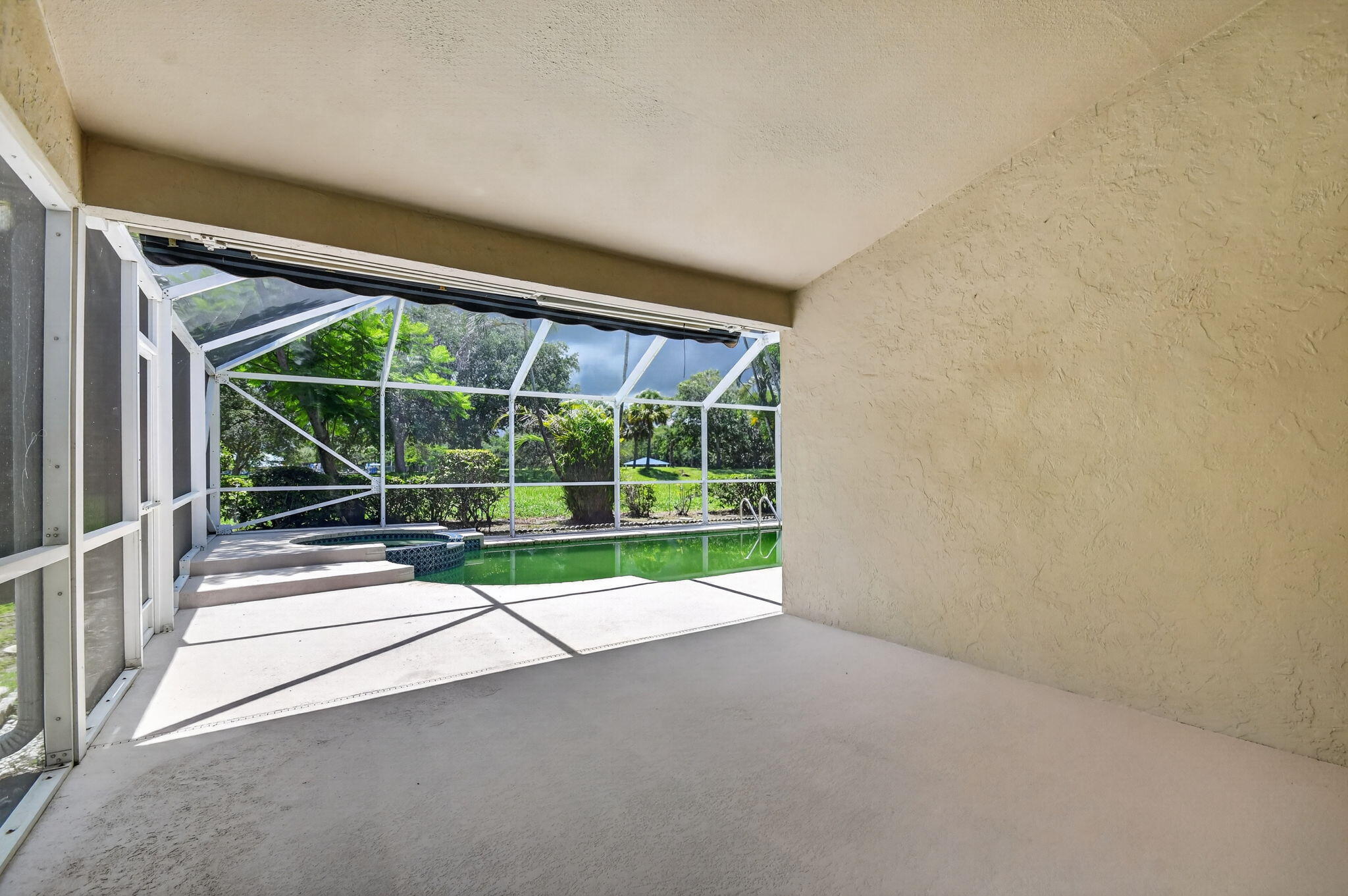 RIVER BRIDGE PAR 2F - Residential