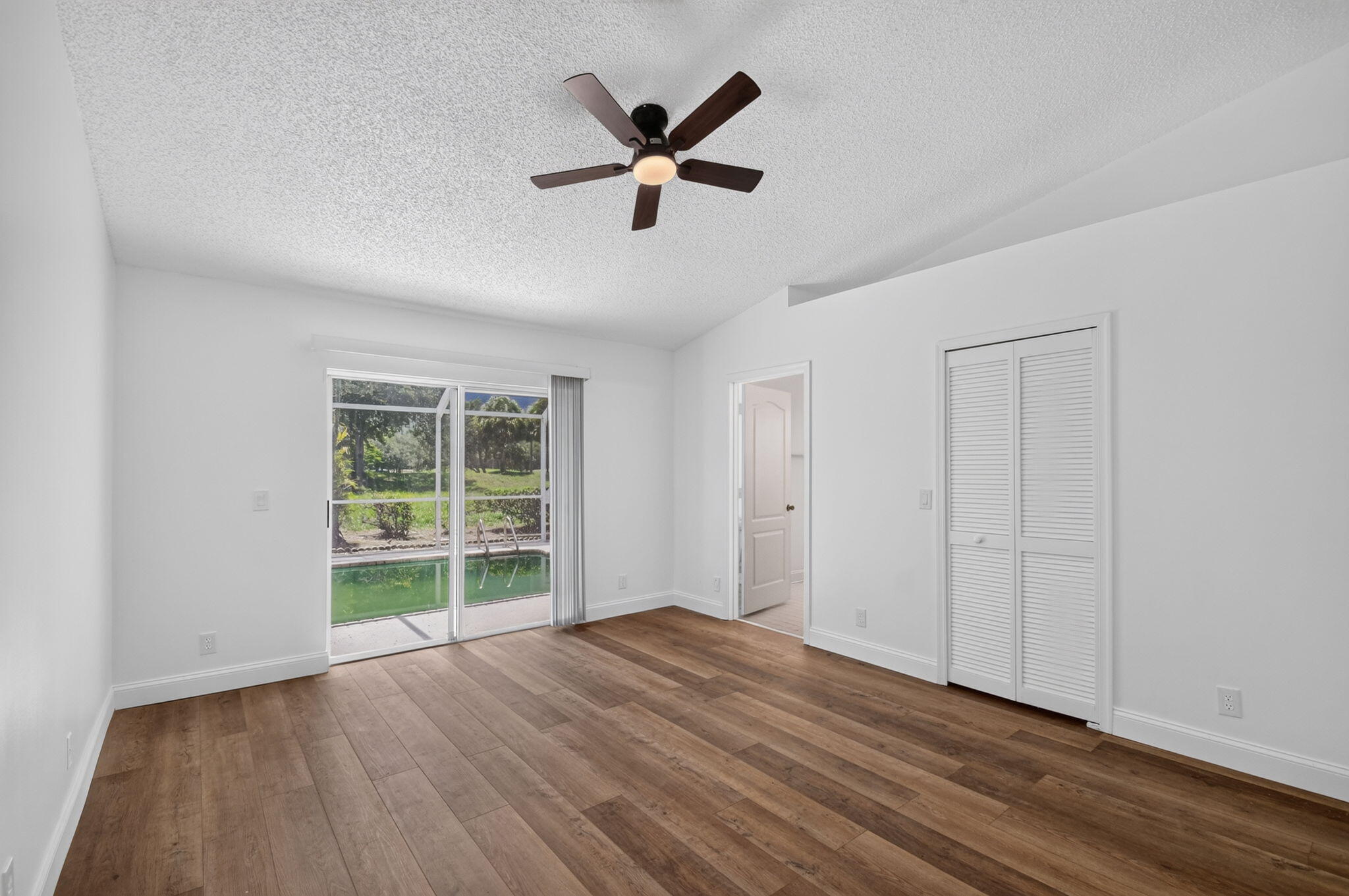 RIVER BRIDGE PAR 2F - Residential